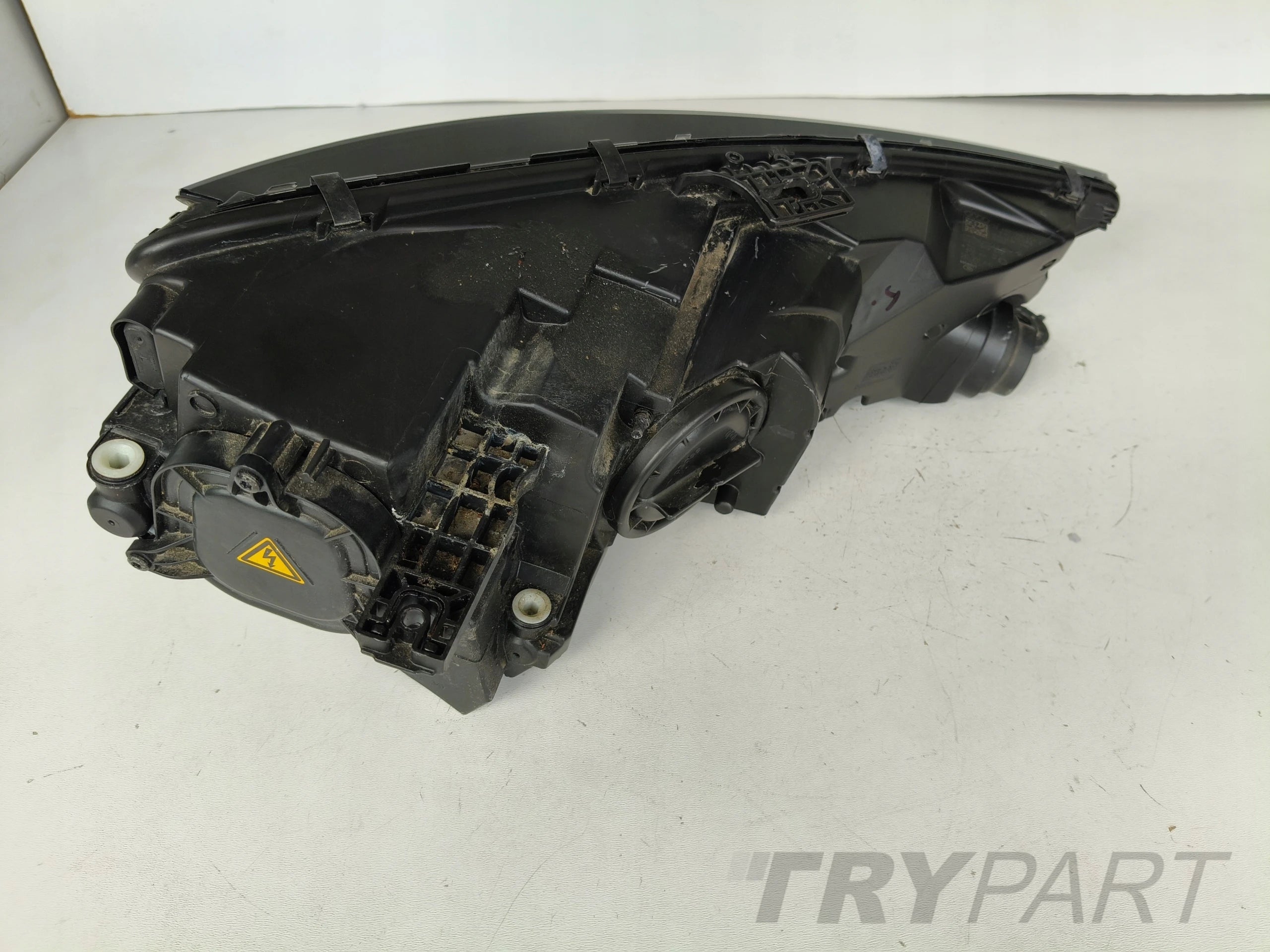 LEFT HEADLIGHT LAMP AUDI A4 B9 8W 8W0 15- XENON LED