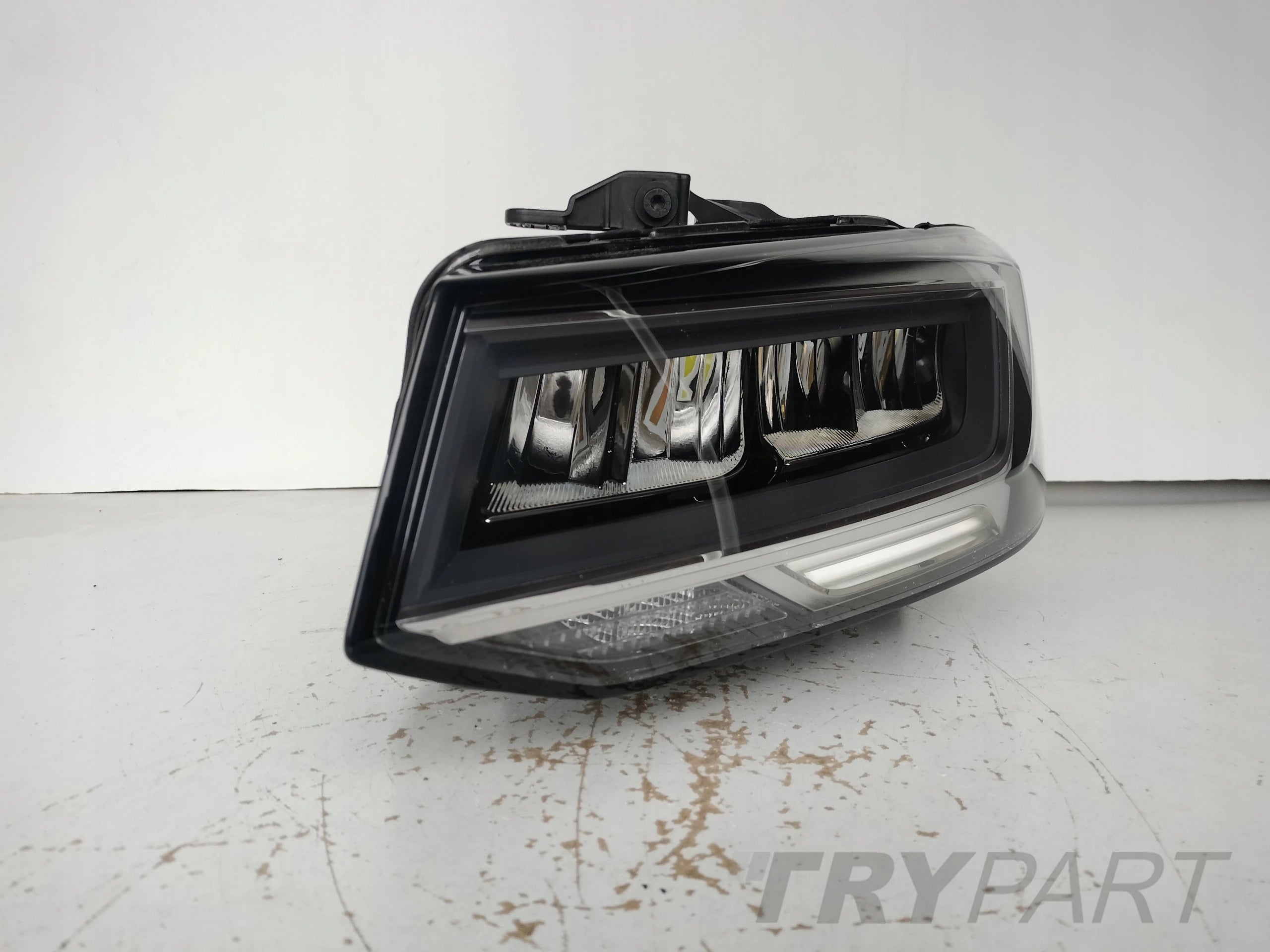LEFT HEADLIGHT LAMP AUDI Q2 81A FULL LED LIFT