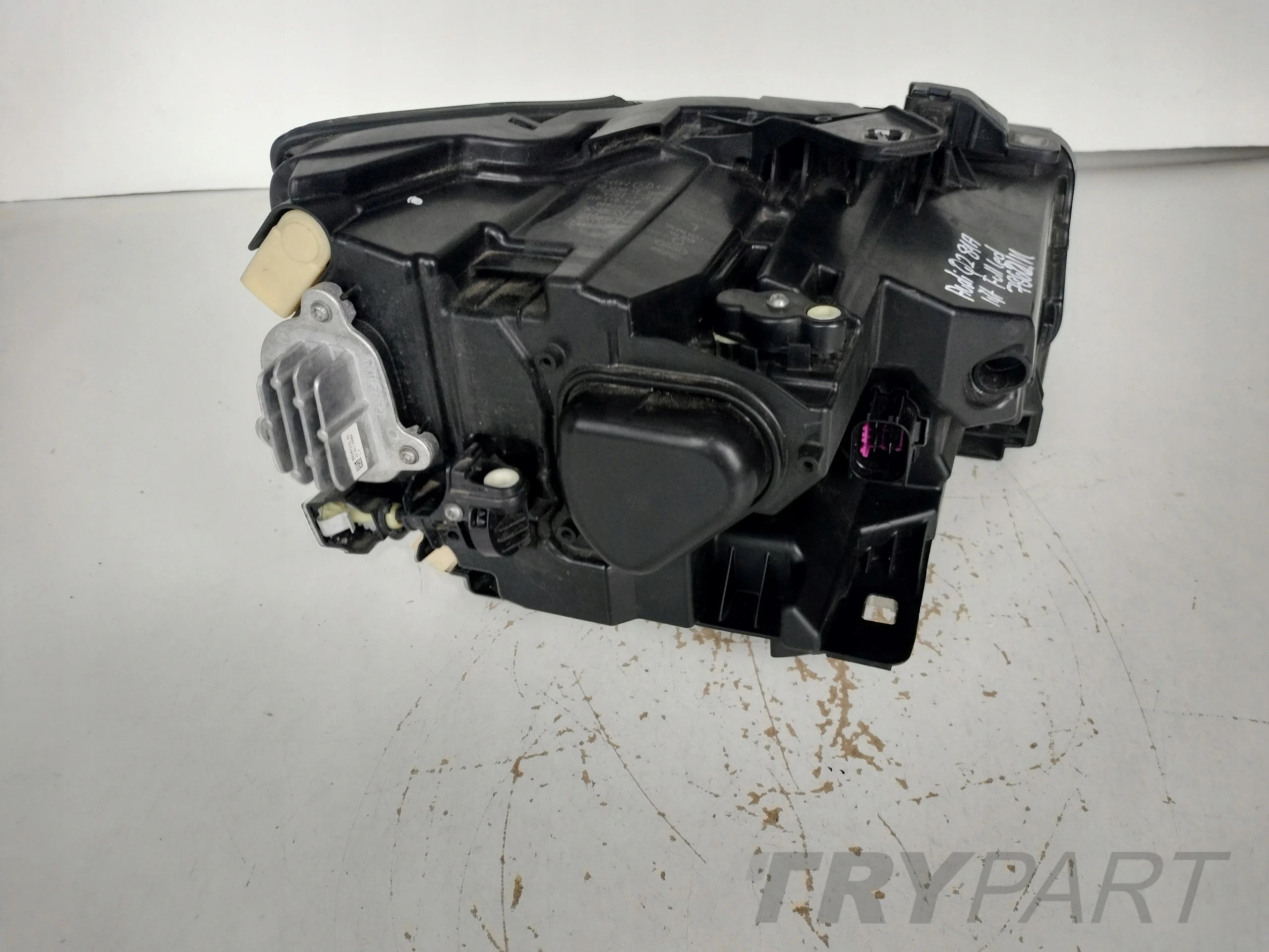 LEFT HEADLIGHT LAMP AUDI Q2 81A FULL LED LIFT