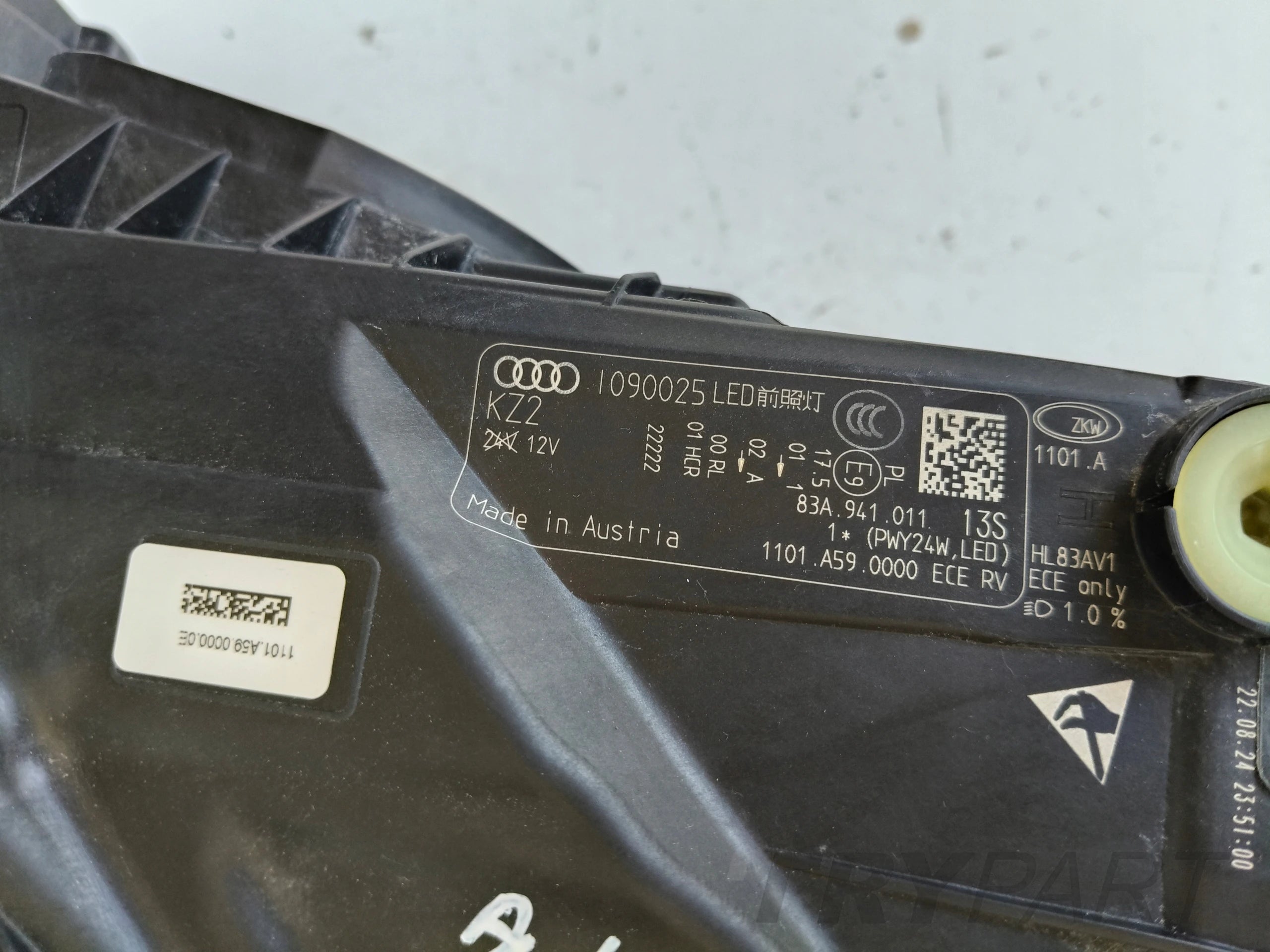 LEFT HEADLIGHT LAMP AUDI Q3 II 83A 18- FULL LED