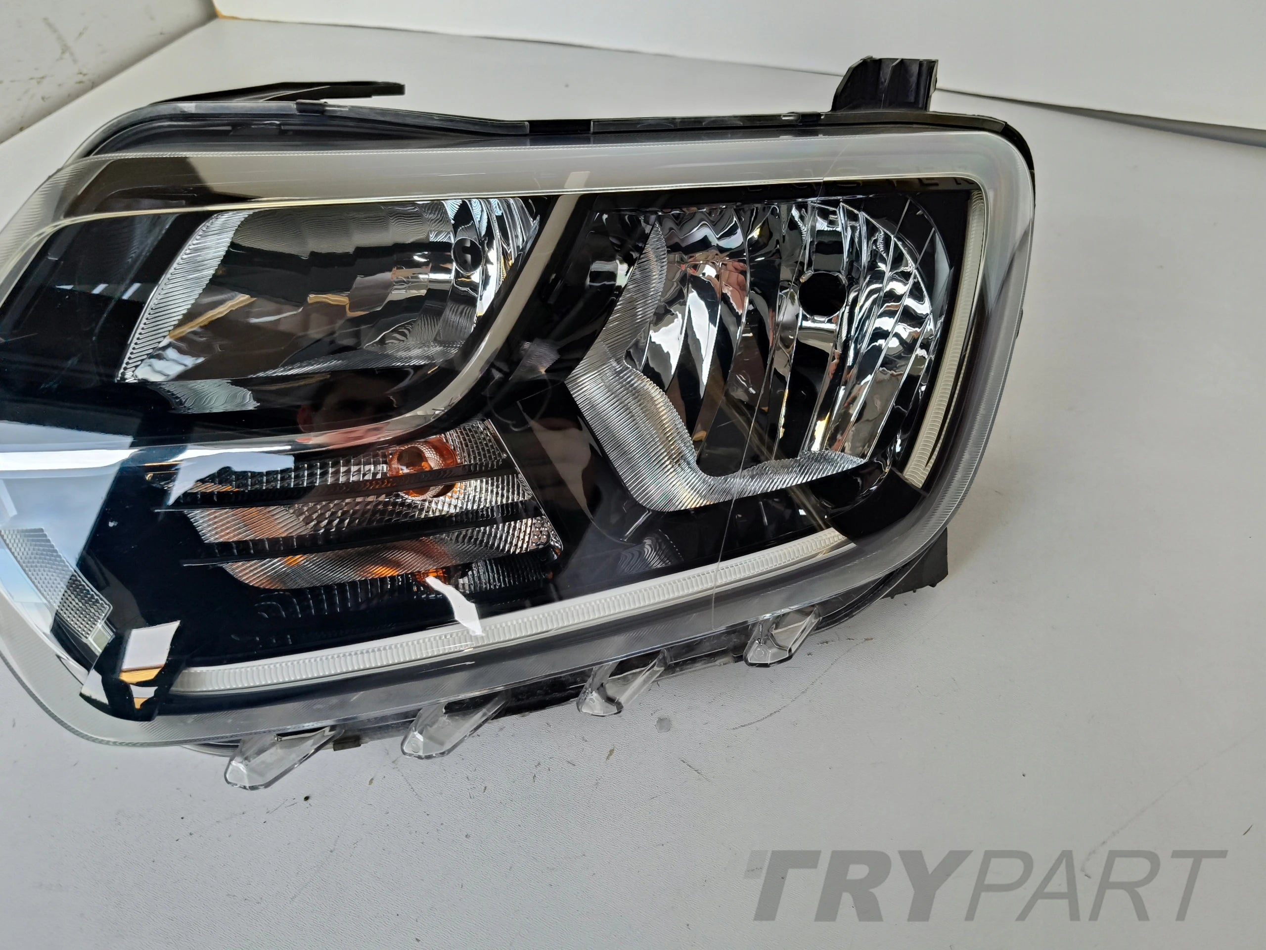 LEFT HEADLIGHT LAMP DACIA DUSTER II 17- LED