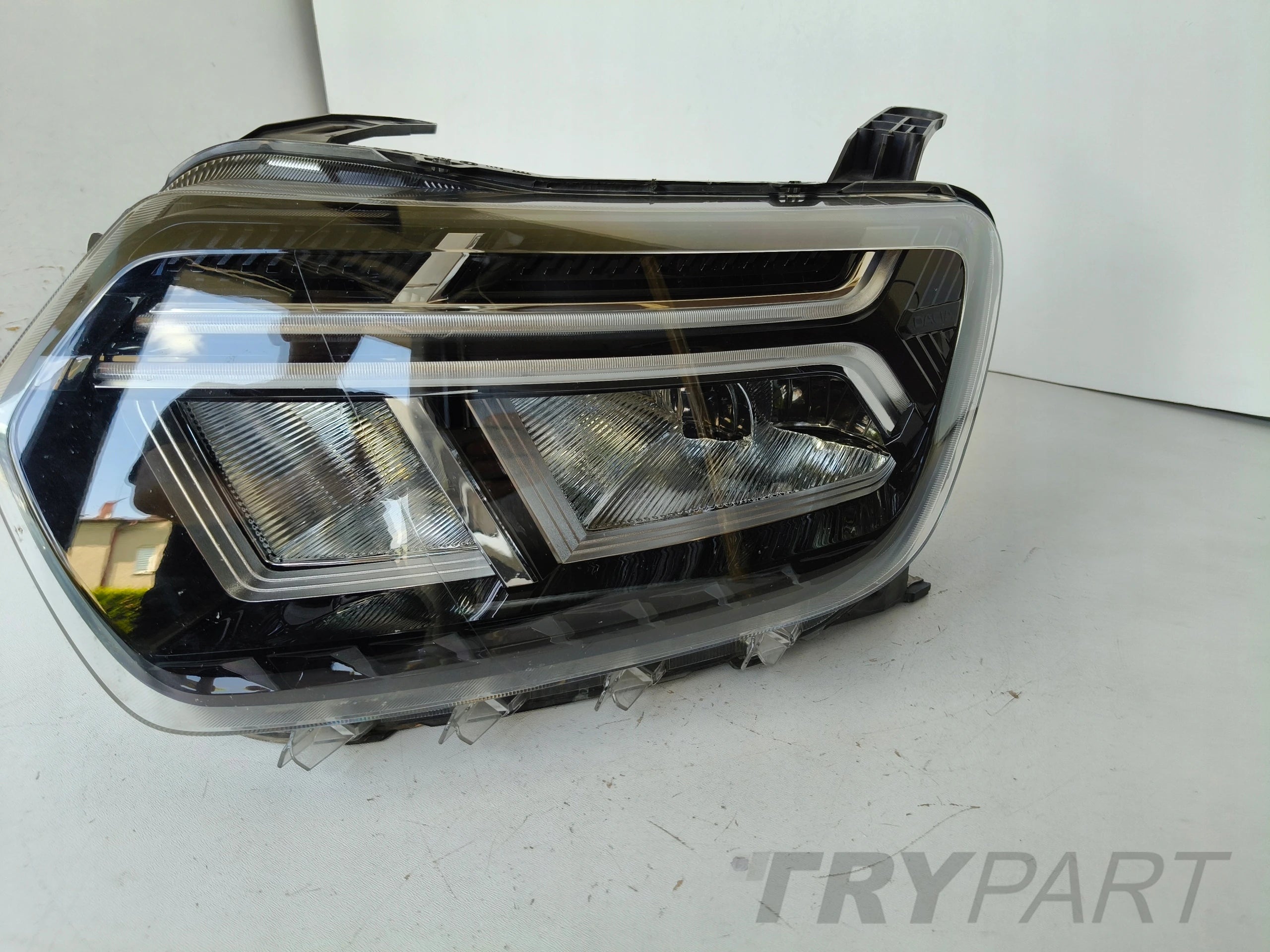 LEFT HEADLIGHT LAMP DACIA DUSTER II 21- LIFT FULL LED