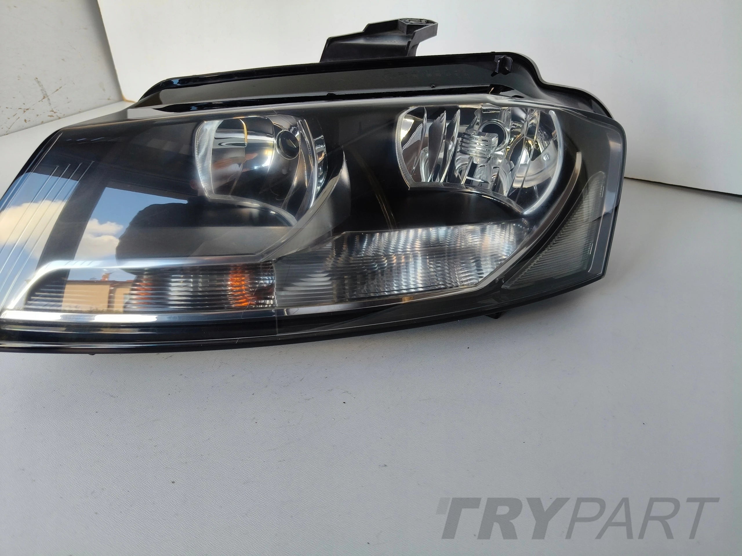 LEFT HEADLIGHT LAMP FOR AUDI A3 8P 8P0 08-12