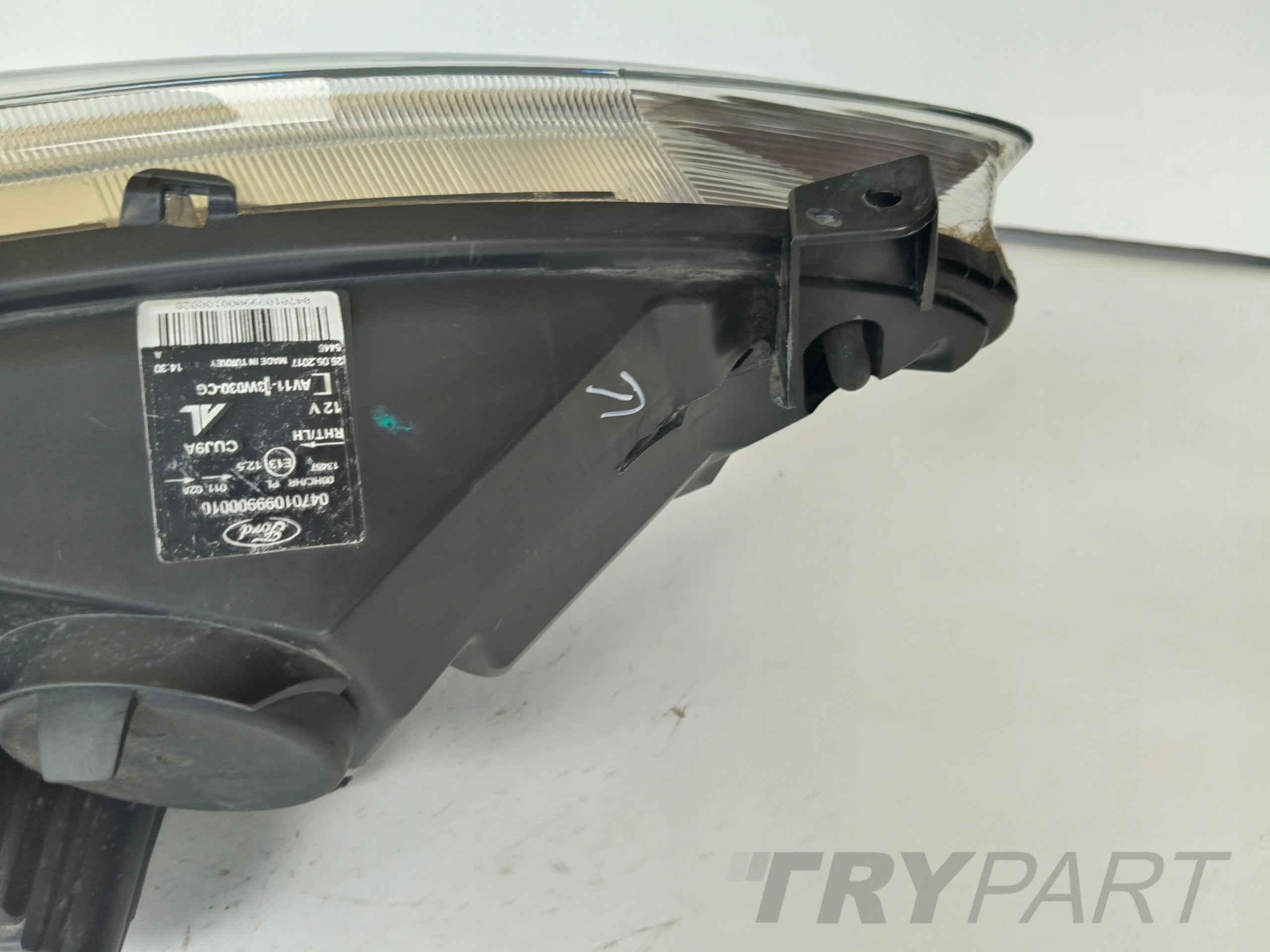 LEFT HEADLIGHT LAMP FOR FORD B-MAX 13- LED