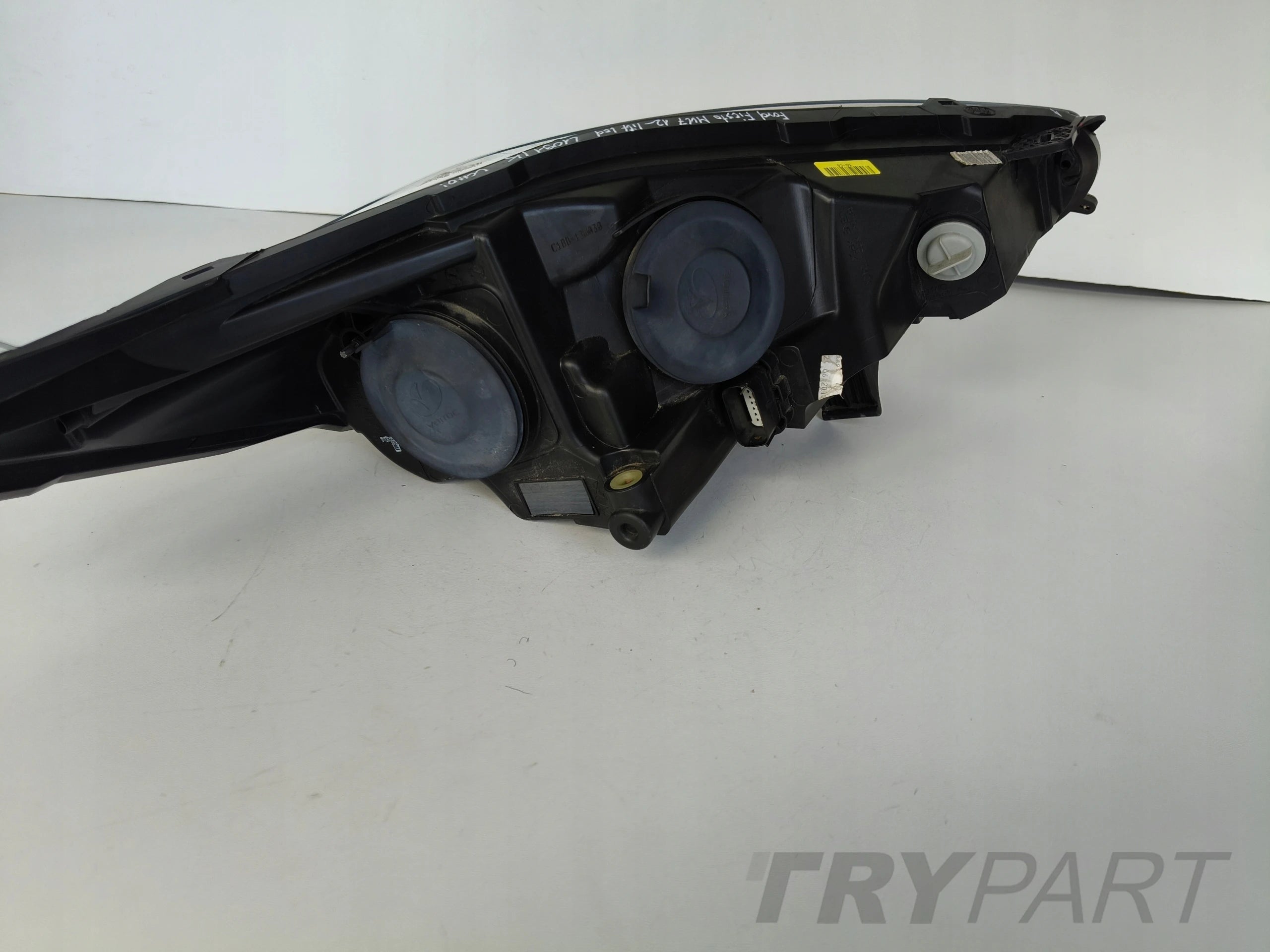 LEFT HEADLIGHT LAMP FOR FORD FIESTA MK7 12- LIFT LED