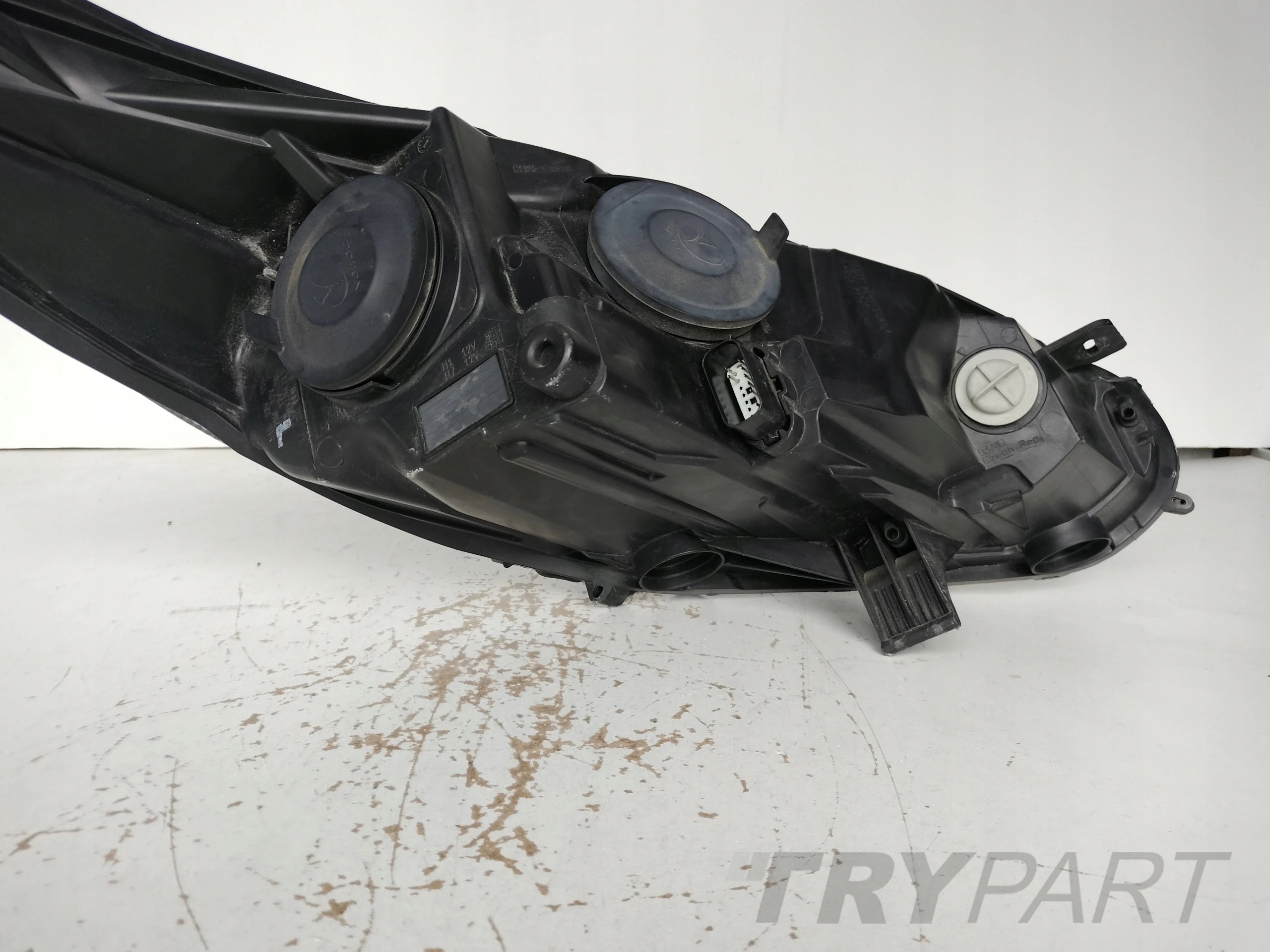 LEFT HEADLIGHT LAMP FOR FORD FIESTA MK7 12- LIFT LED