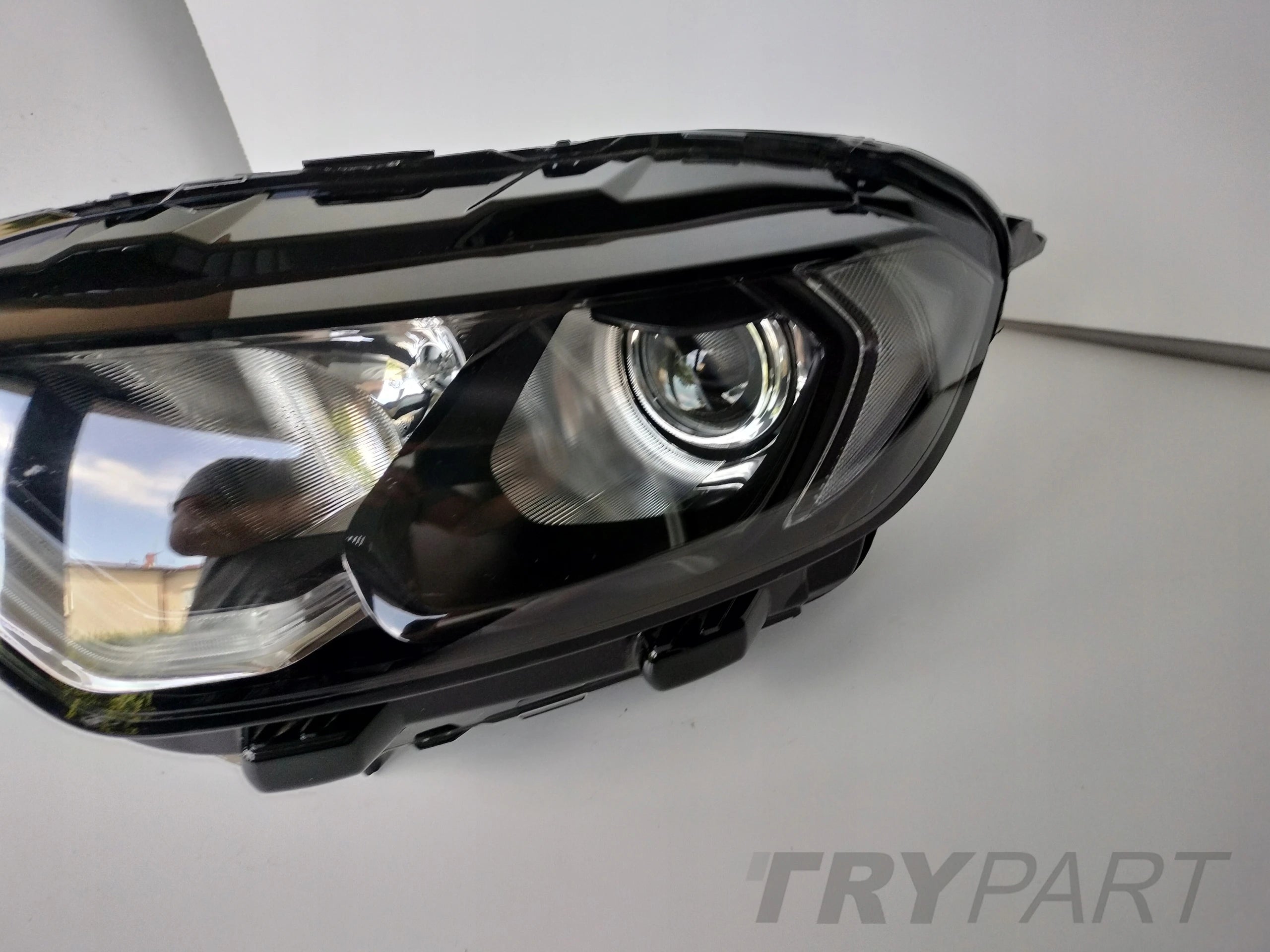 LEFT HEADLIGHT LAMP FORD ECOSPORT 17- FACELIFT ST DARK