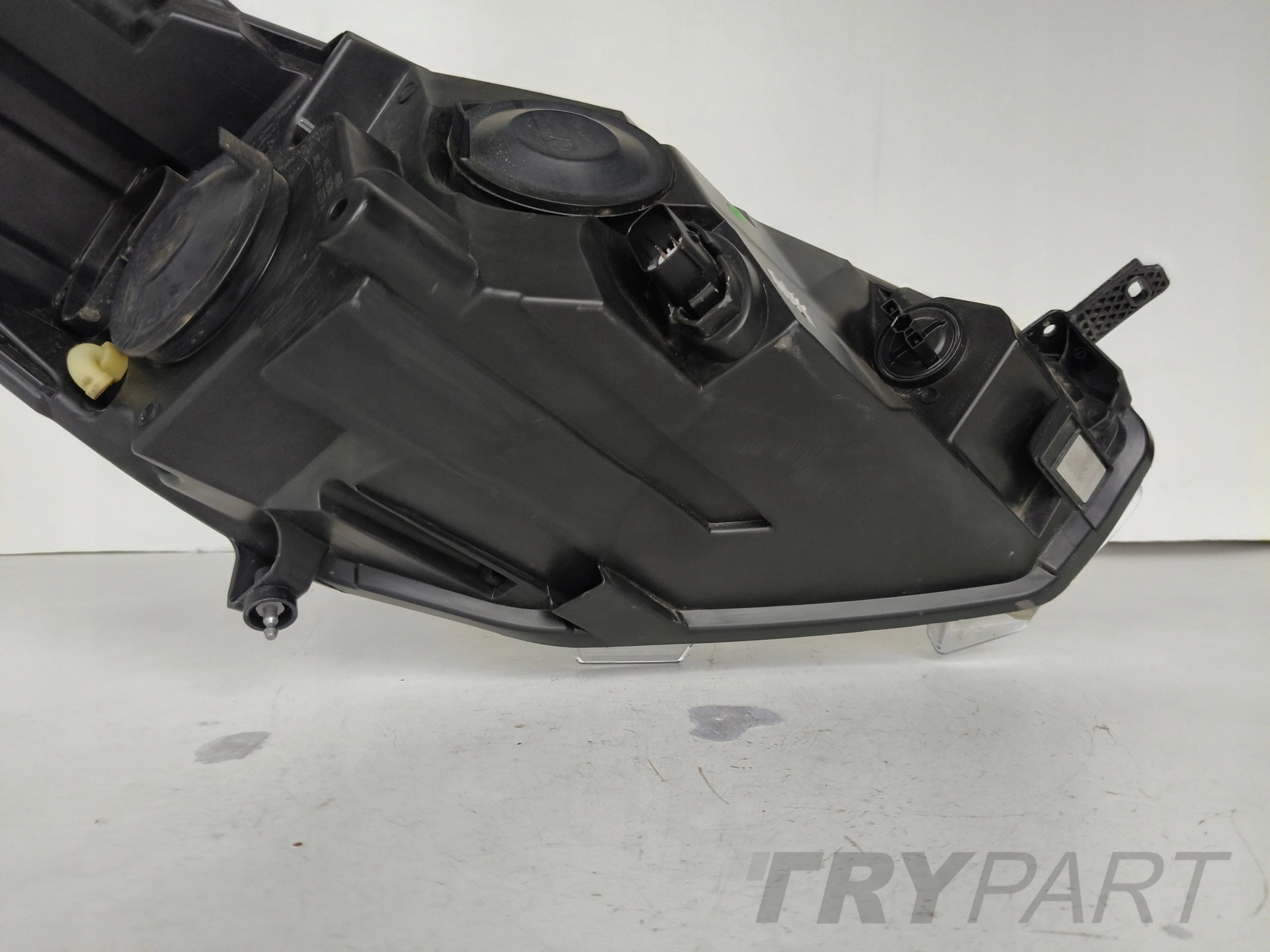 LEFT HEADLIGHT LAMP FORD FIESTA MK8 17-