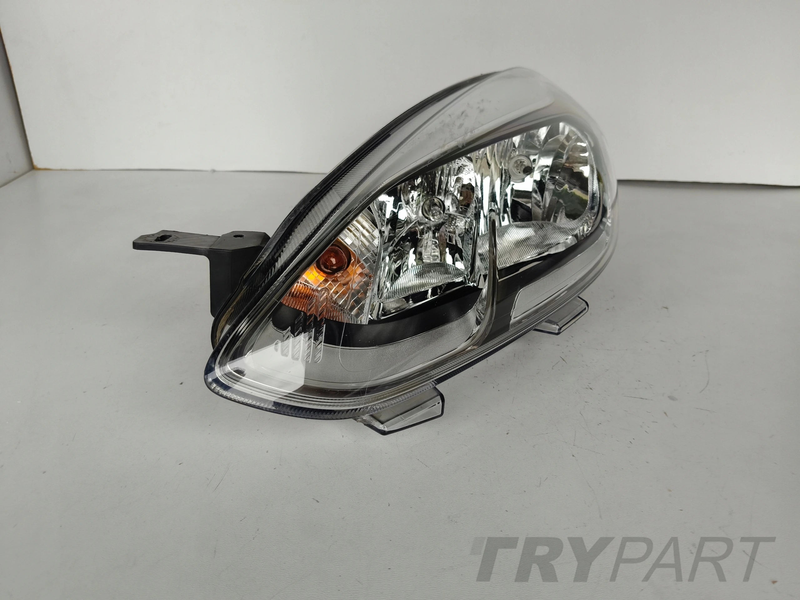 LEFT HEADLIGHT LAMP FORD FIESTA MK8 17-
