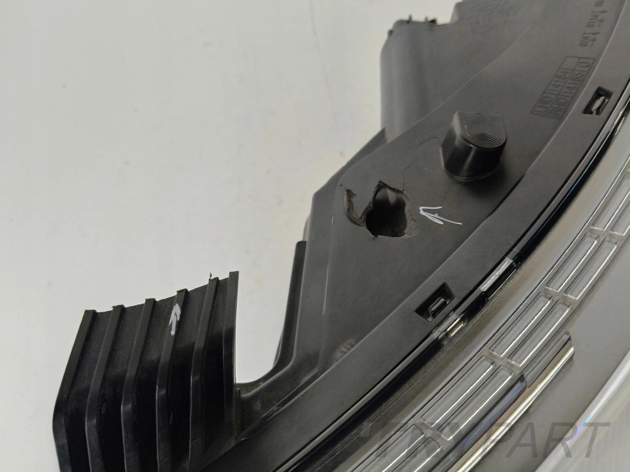 LEFT HEADLIGHT LAMP HYUNDAI i20 II 14-