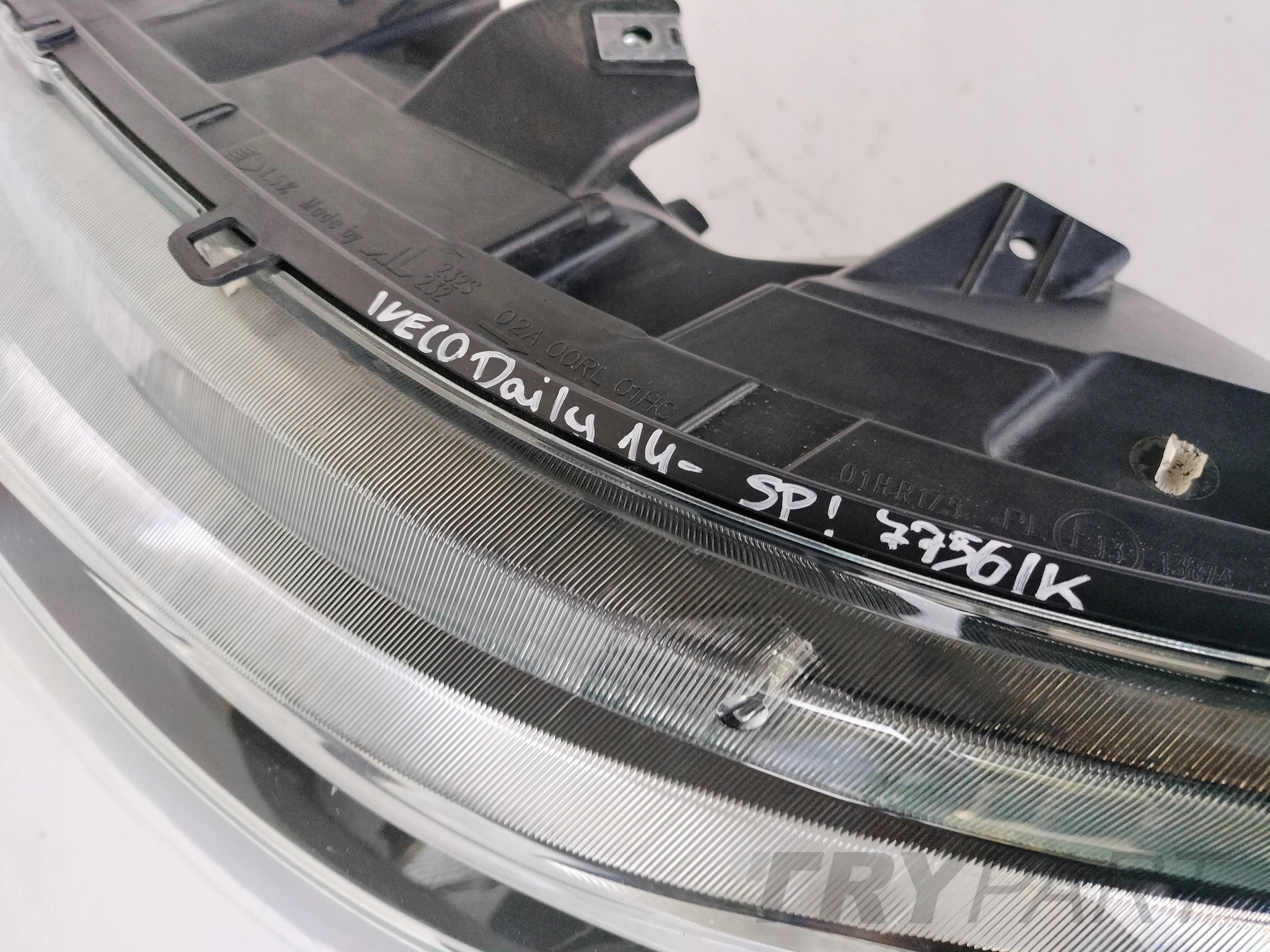 LEFT HEADLIGHT LAMP IVECO DAILY 19- LIFT
