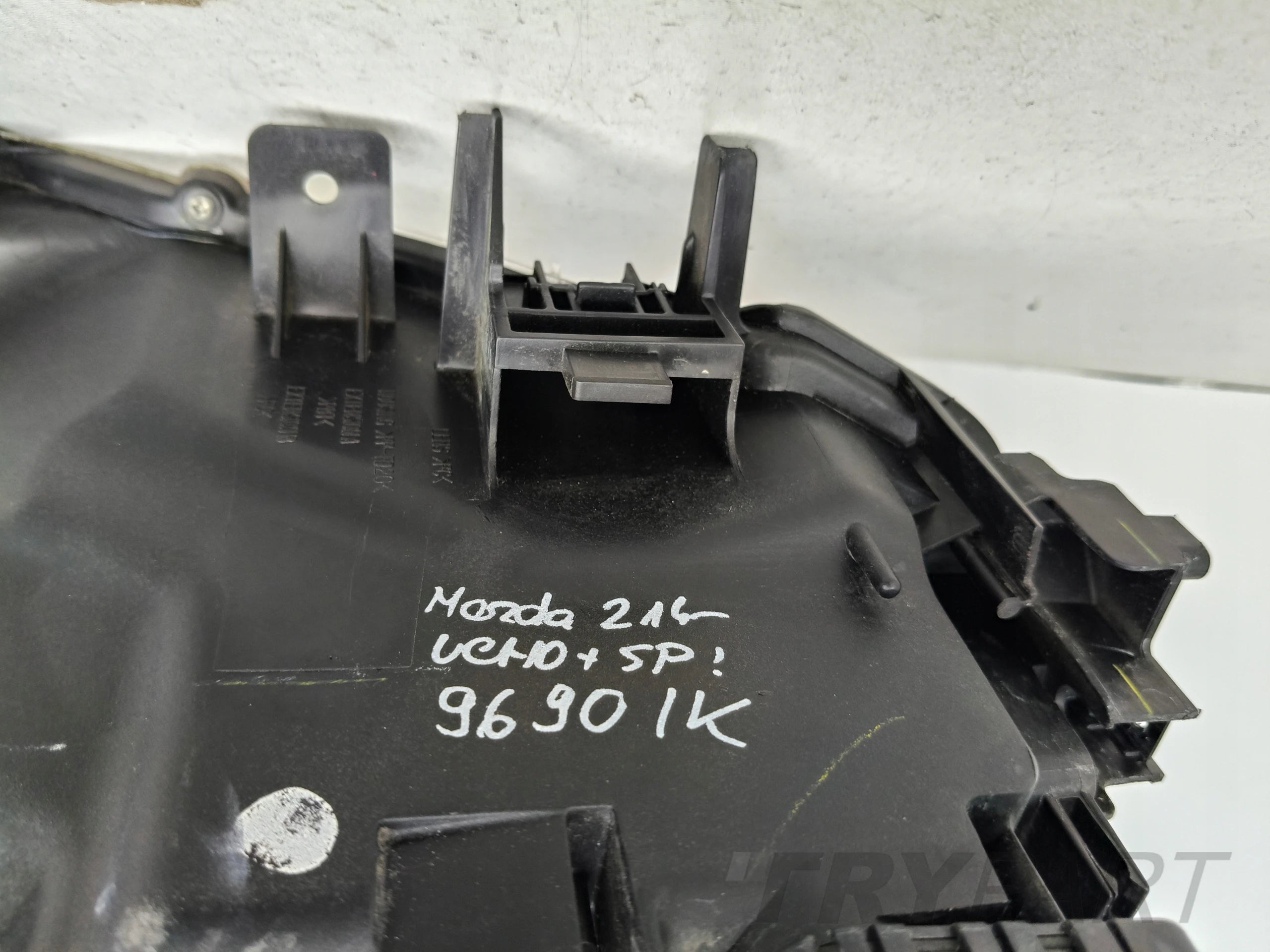 LEFT HEADLIGHT LAMP MAZDA 2 14-