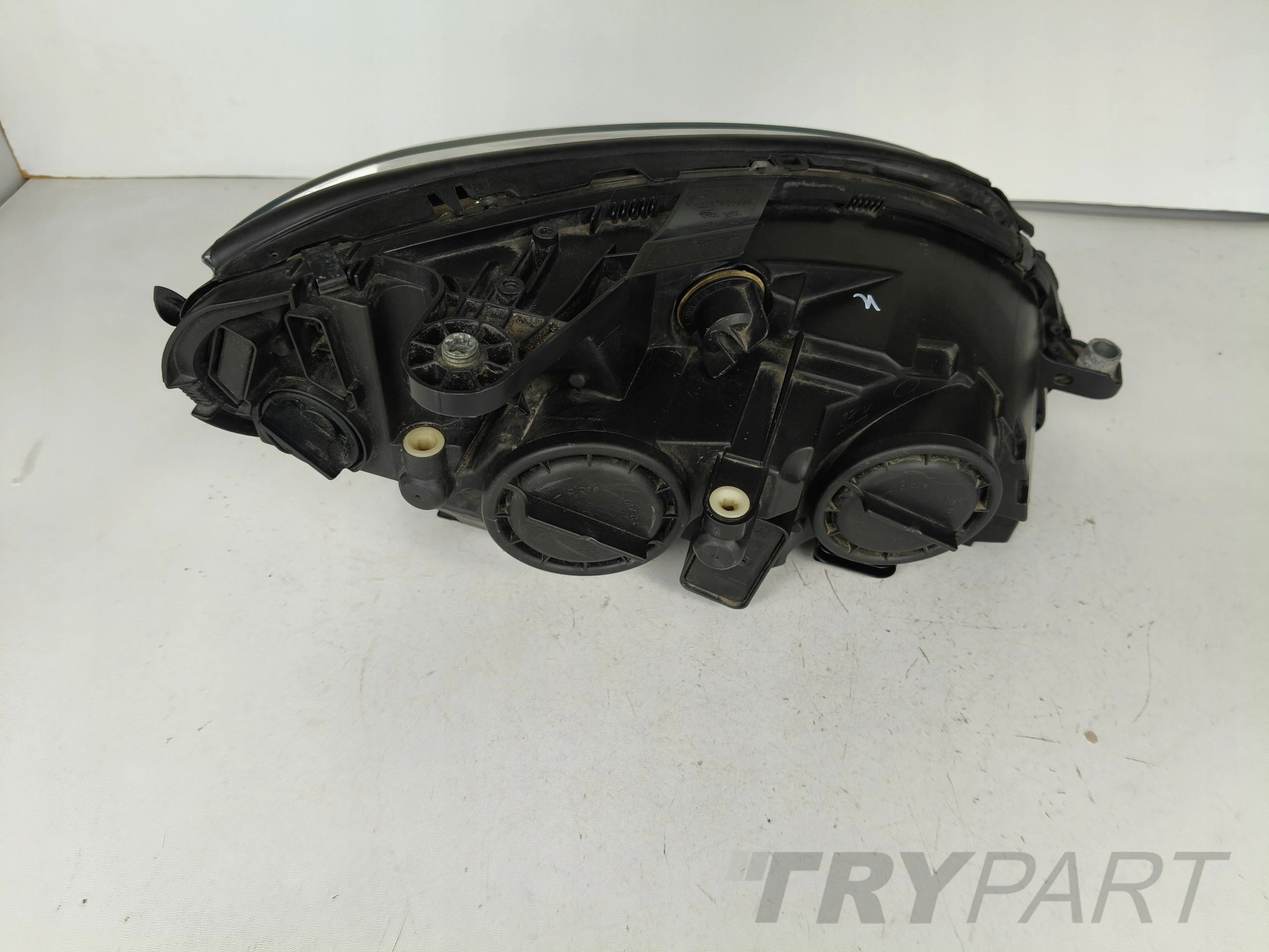 LEFT HEADLIGHT LAMP MERCEDES C-CLASS W204 07-10