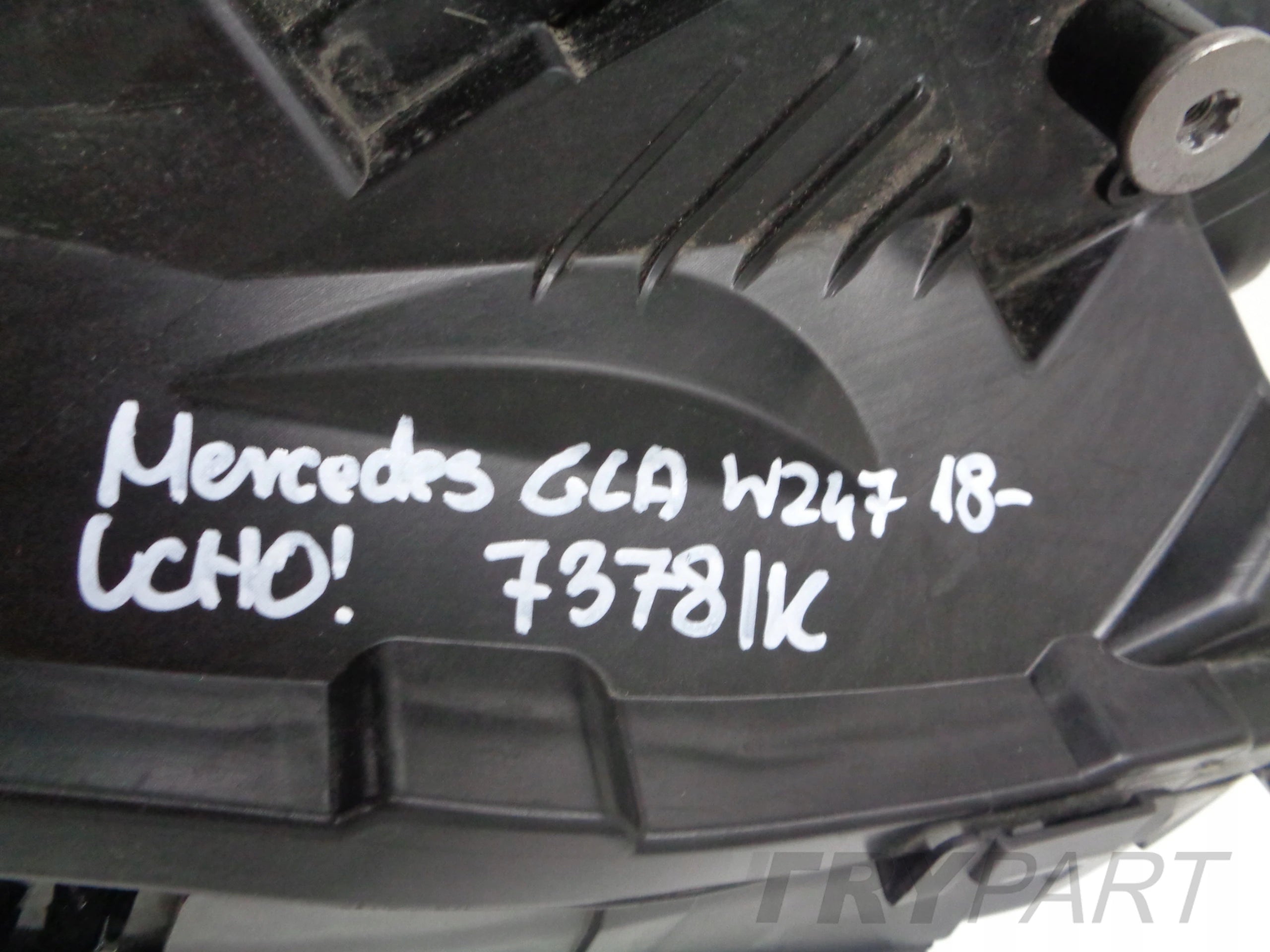 LEFT HEADLIGHT LAMP MERCEDES GLA W247 18- LED