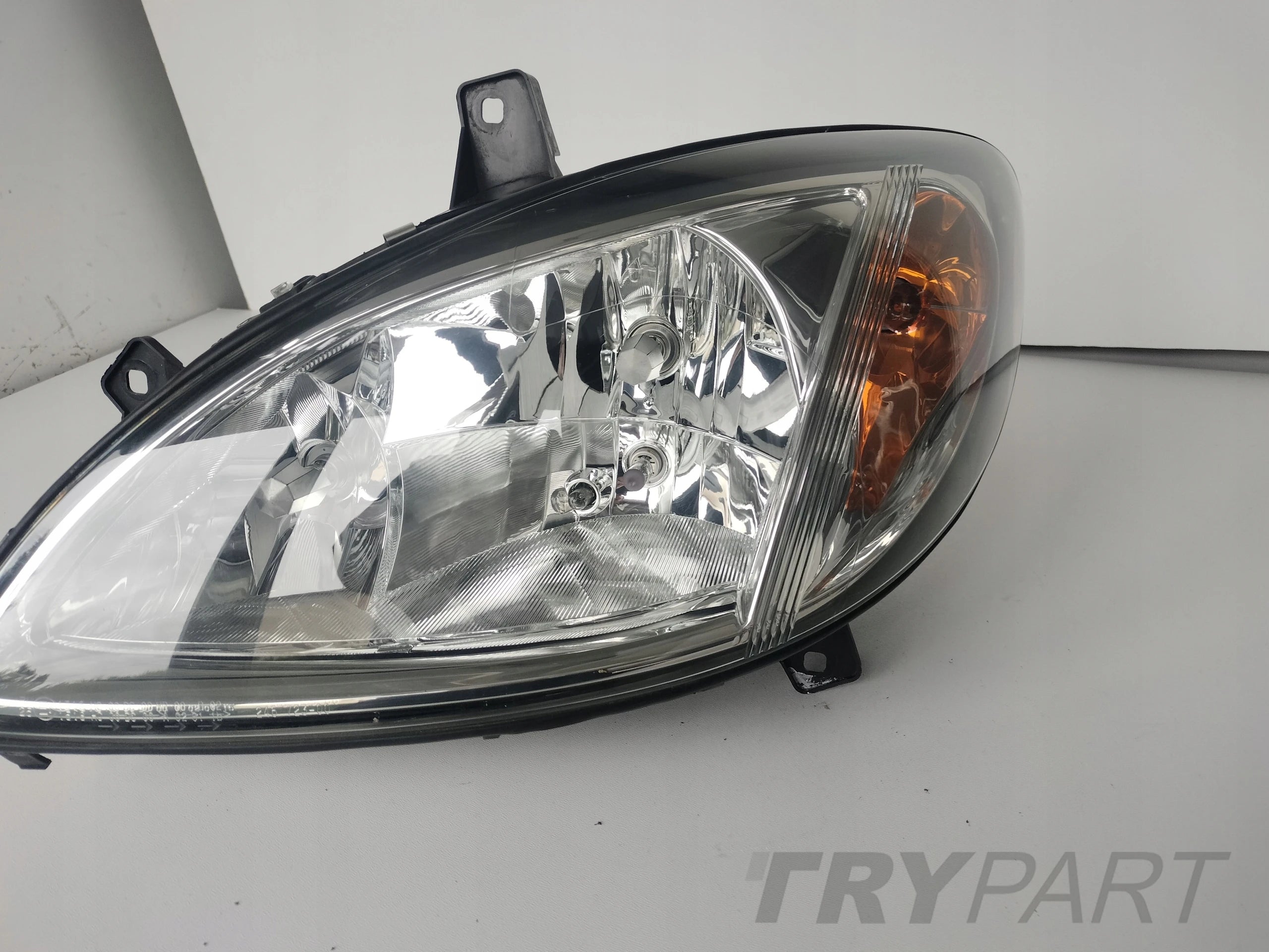 LEFT HEADLIGHT LAMP MERCEDES VITO W639 03-10