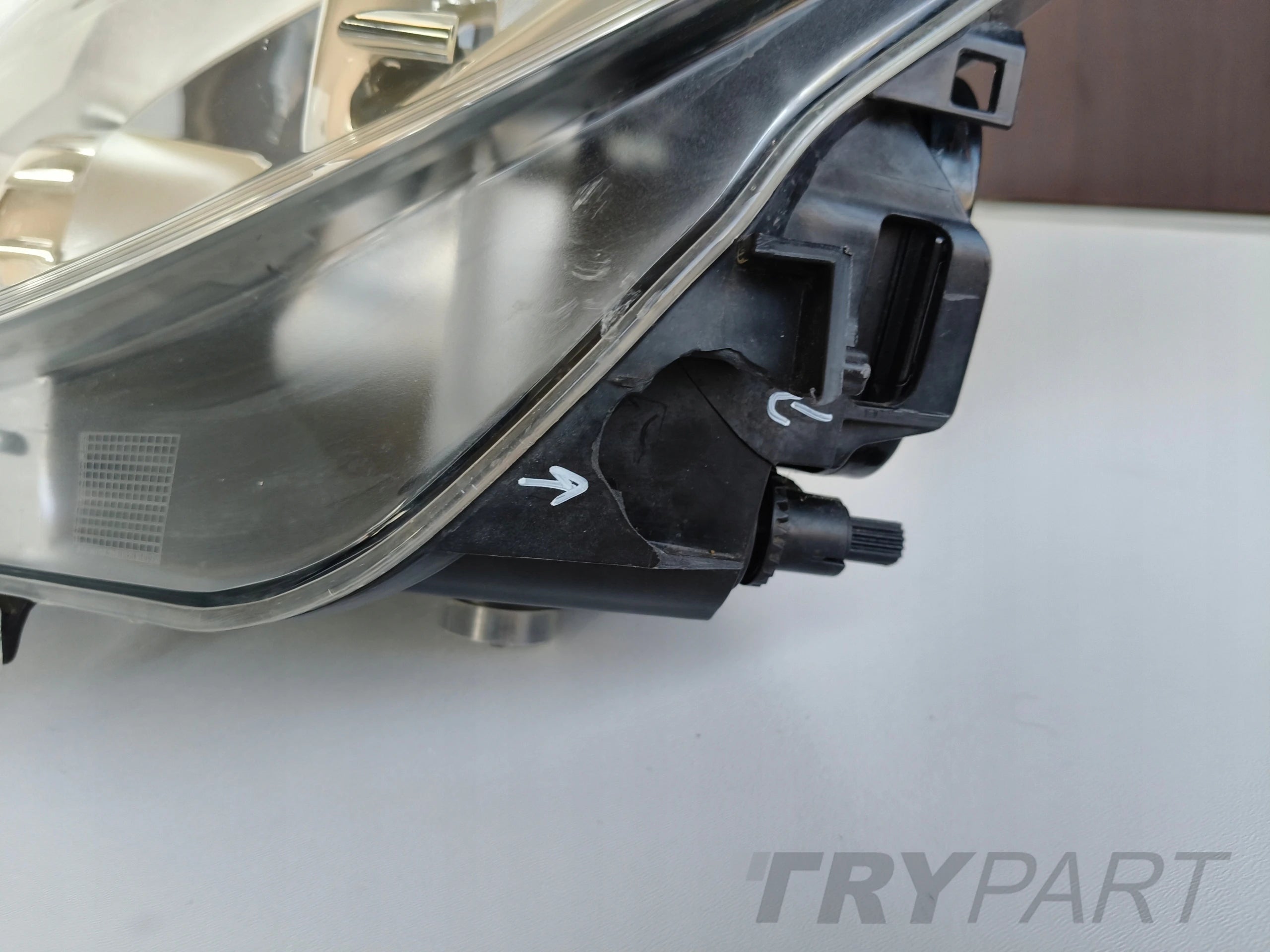 LEFT HEADLIGHT LAMP OPEL CORSA D 06-11