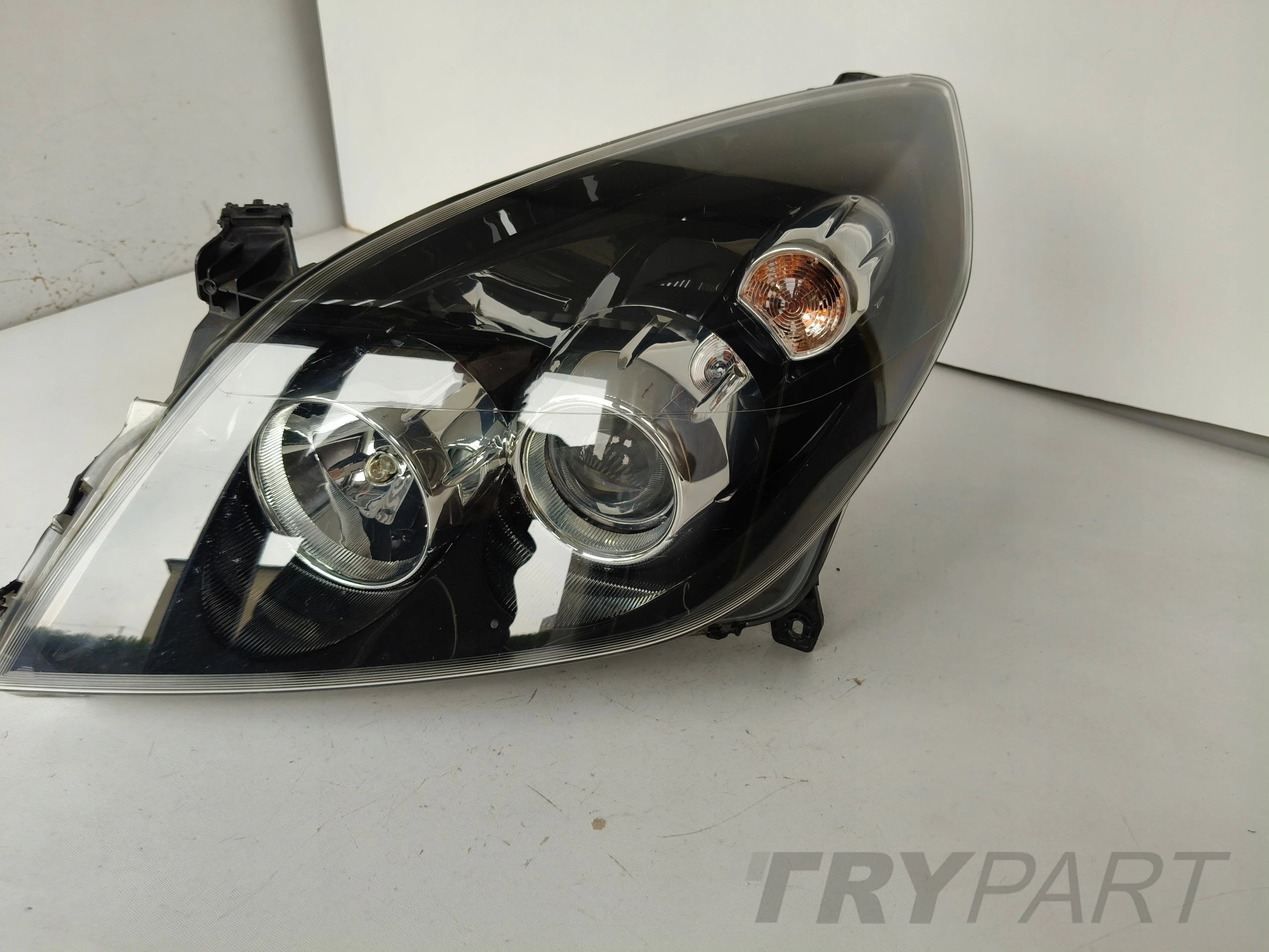 LEFT HEADLIGHT LAMP OPEL VECTRA C 05- LIFT XENON