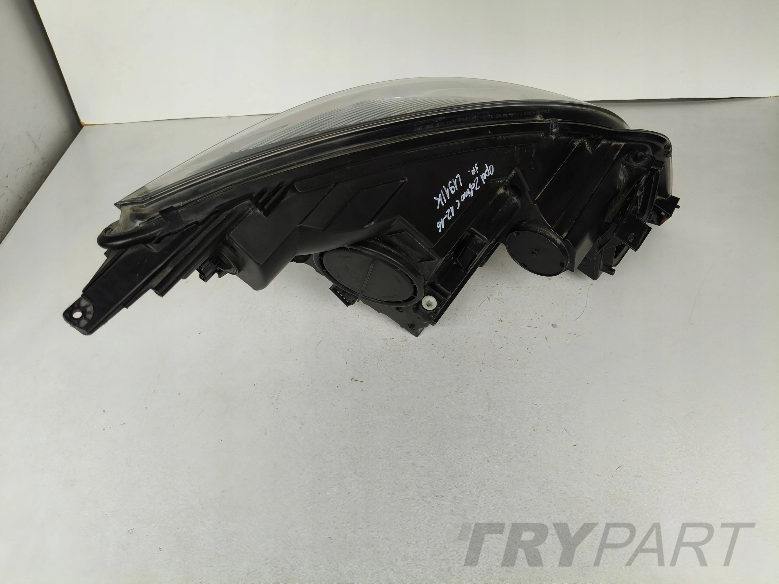 LEFT HEADLIGHT LAMP OPEL ZAFIRA C 12-16