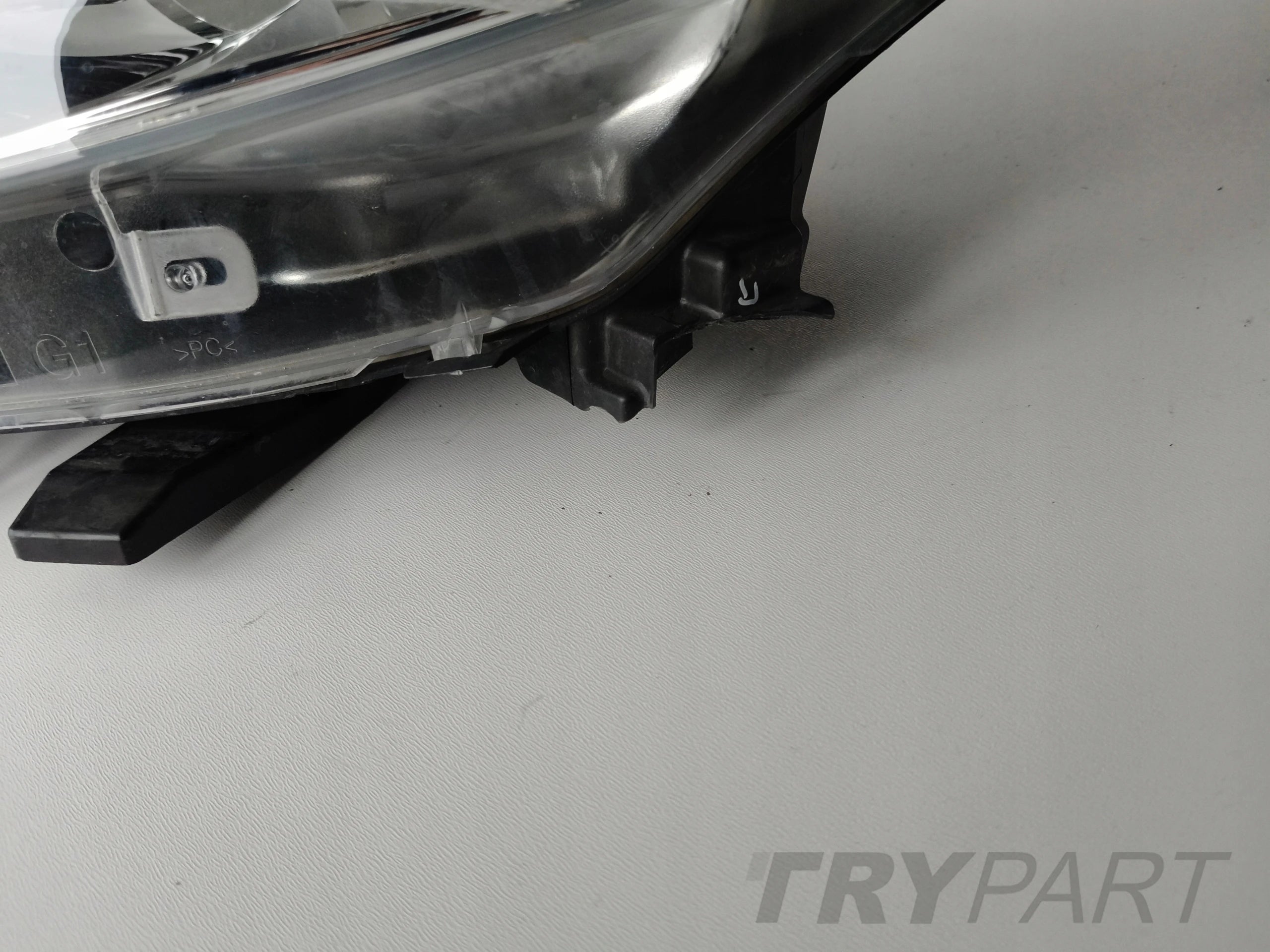 LEFT HEADLIGHT LAMP PEUGEOT 207 06-12