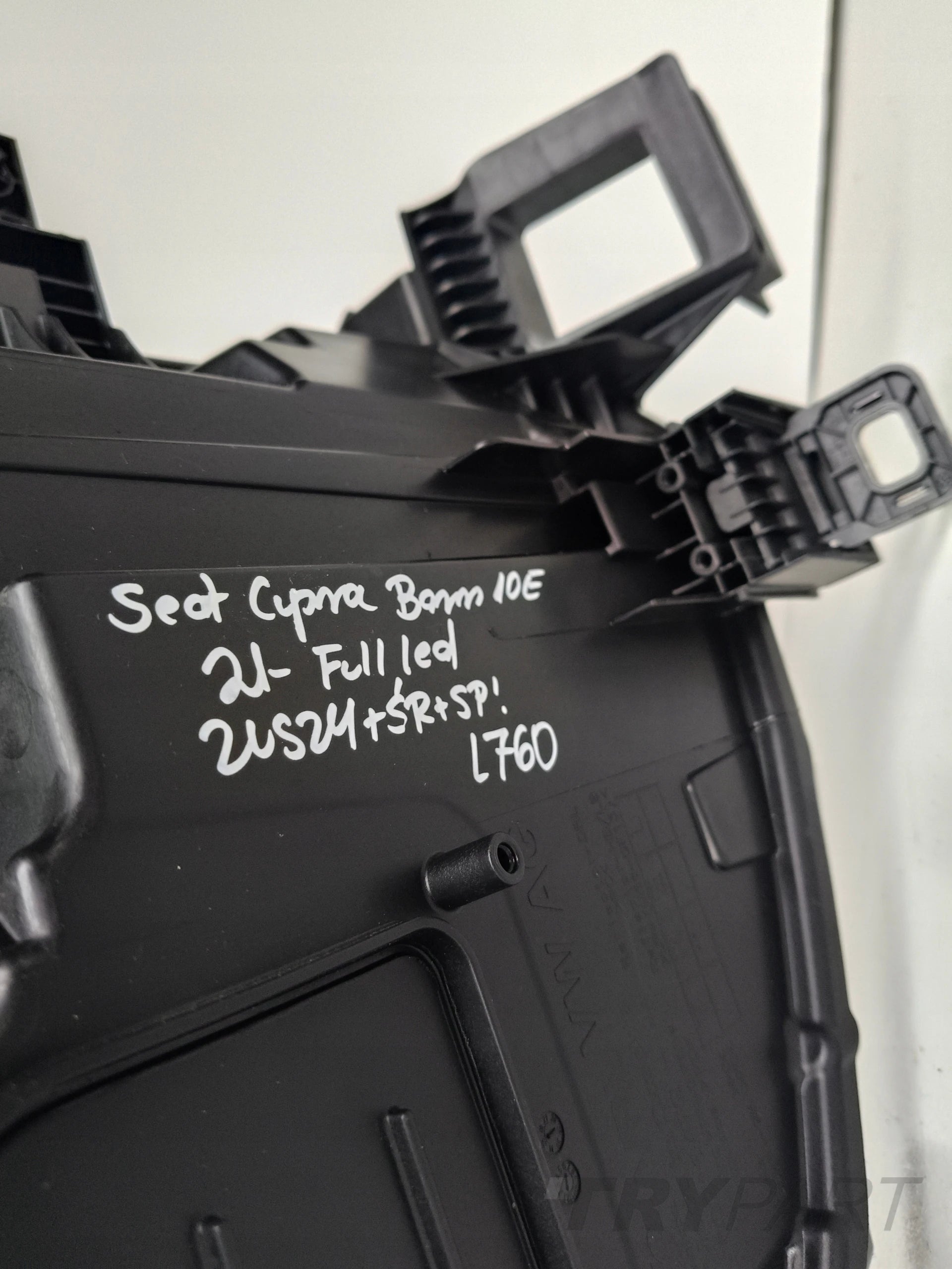 LEFT HEADLIGHT LAMP SEAT CUPRA BORN 10E 21- FULL LED