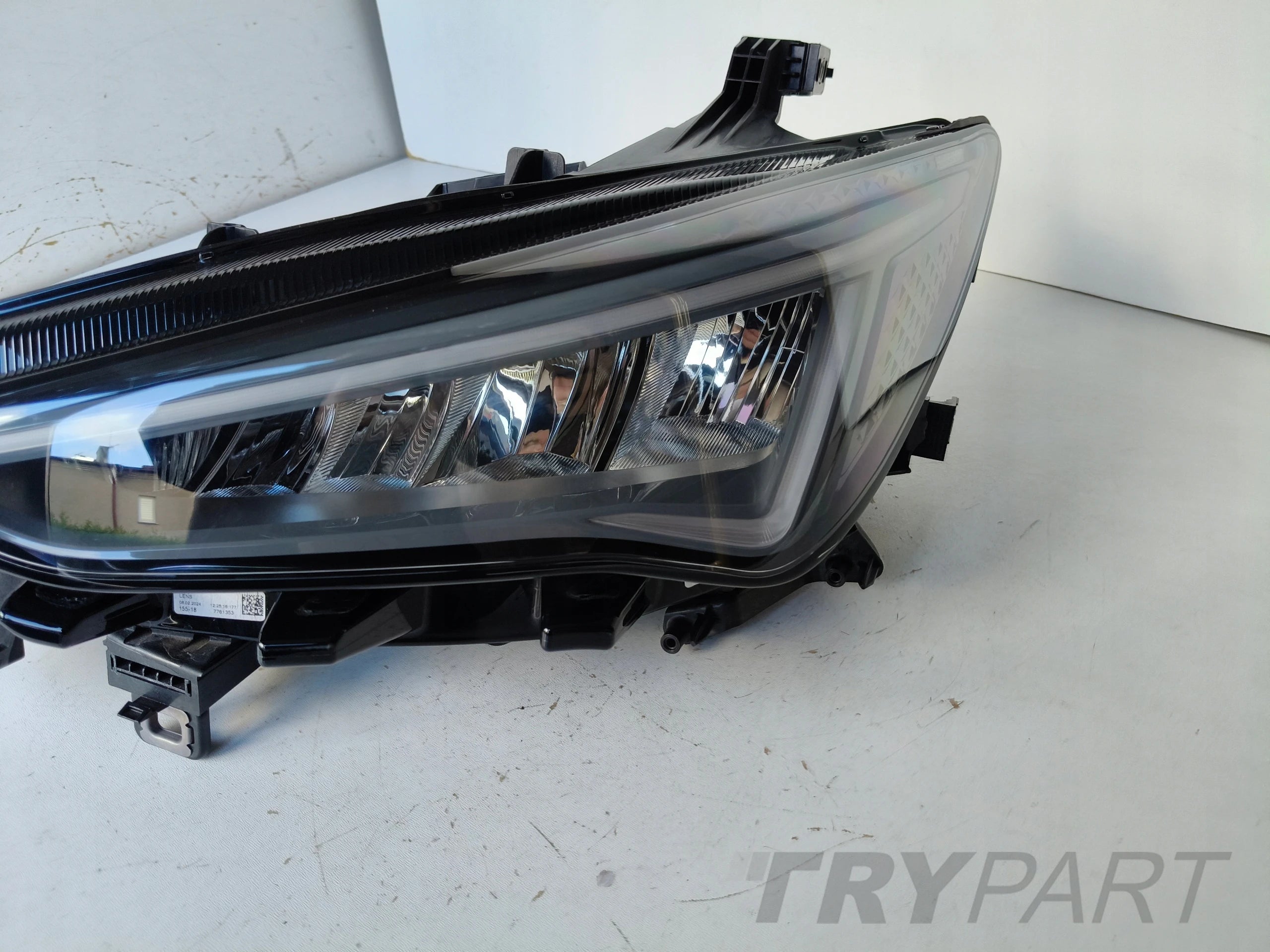 LEFT HEADLIGHT LAMP SEAT CUPRA BORN 10E 21- FULL LED