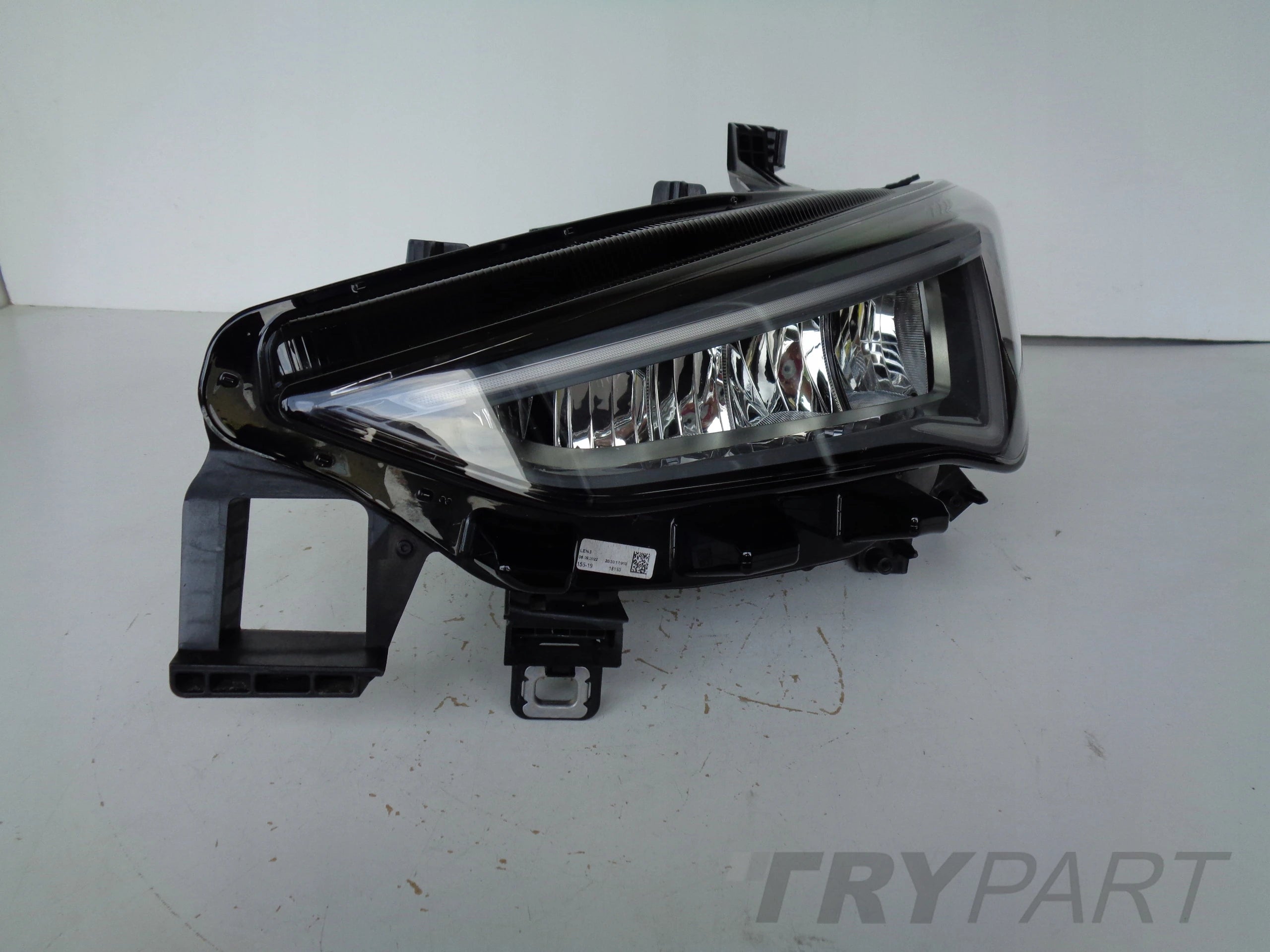 LEFT HEADLIGHT LAMP SEAT CUPRA BORN 21- FULL LED