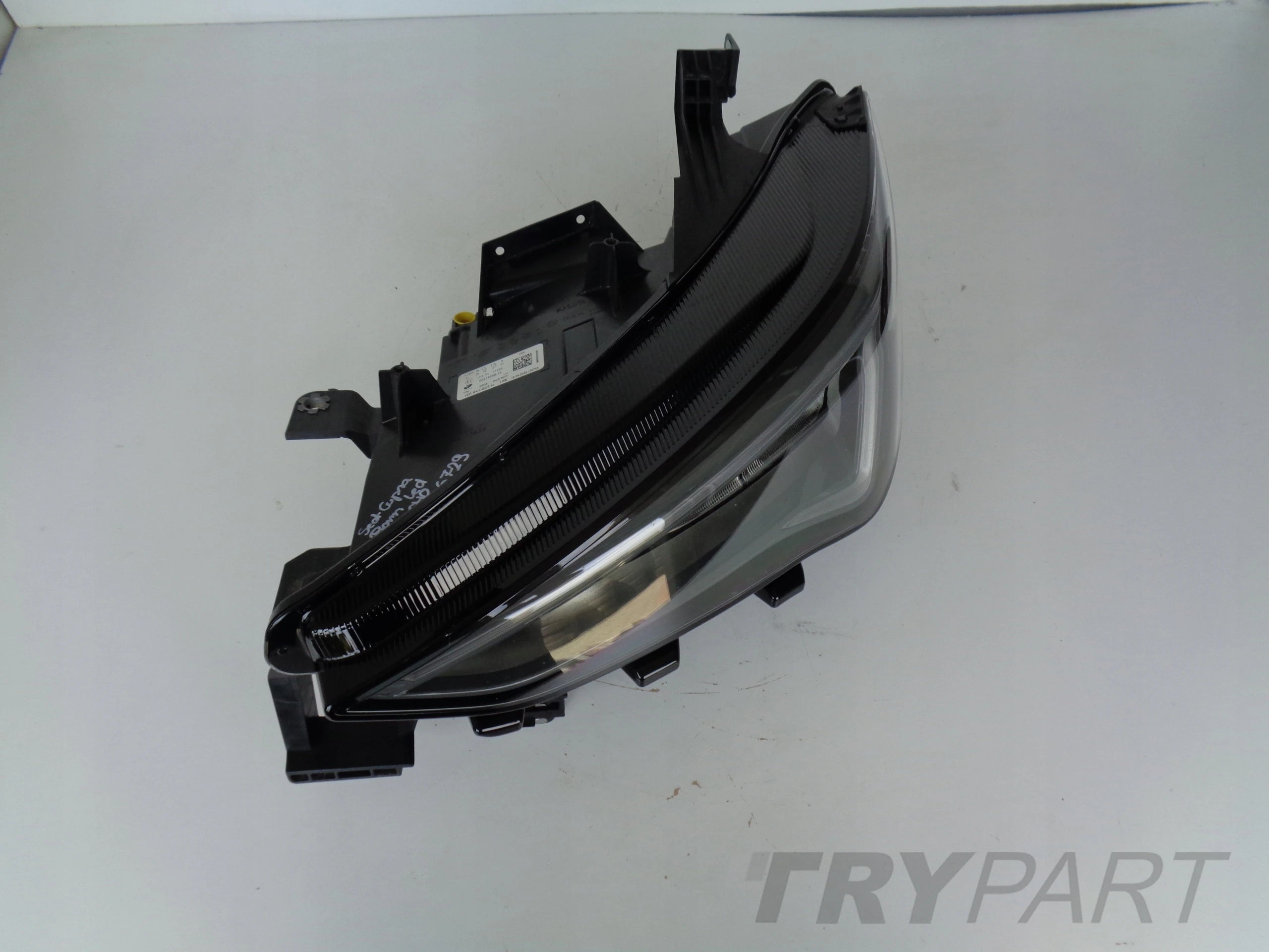 LEFT HEADLIGHT LAMP SEAT CUPRA BORN 21- FULL LED