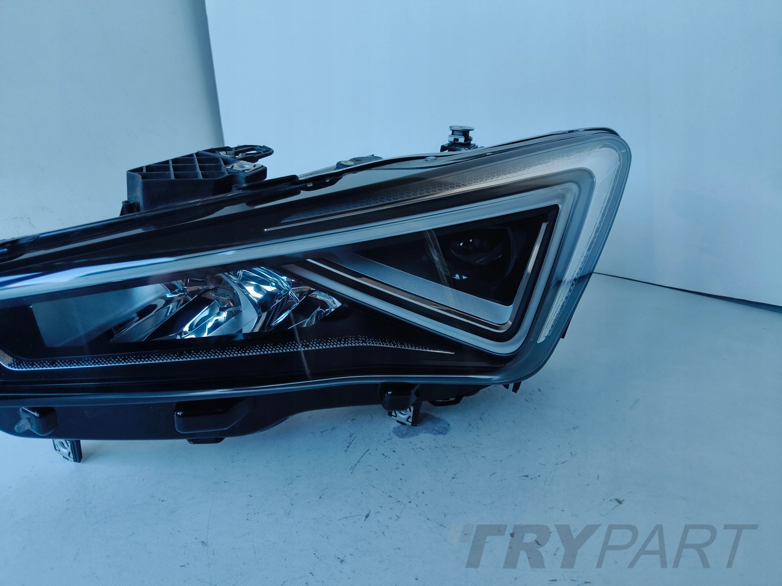 LEFT HEADLIGHT LAMP SEAT CUPRA FORMENTOR 5FG 21- FULL LED