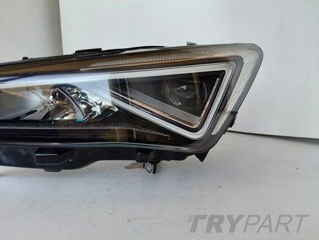 LEFT HEADLIGHT LAMP SEAT TARRACO18- 5FJ FULL LED