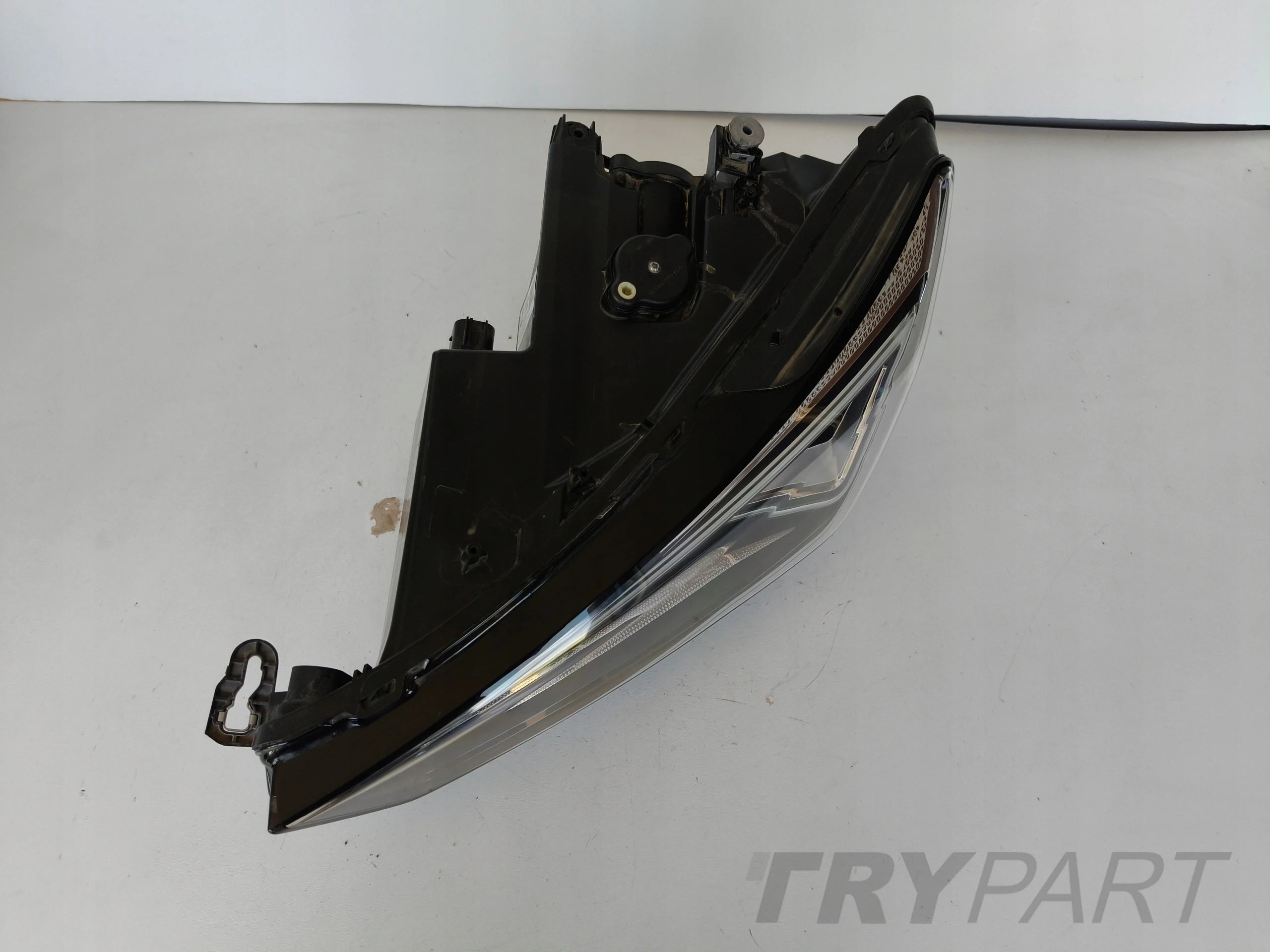 LEFT HEADLIGHT LAMP SEAT TARRACO18- 5FJ FULL LED