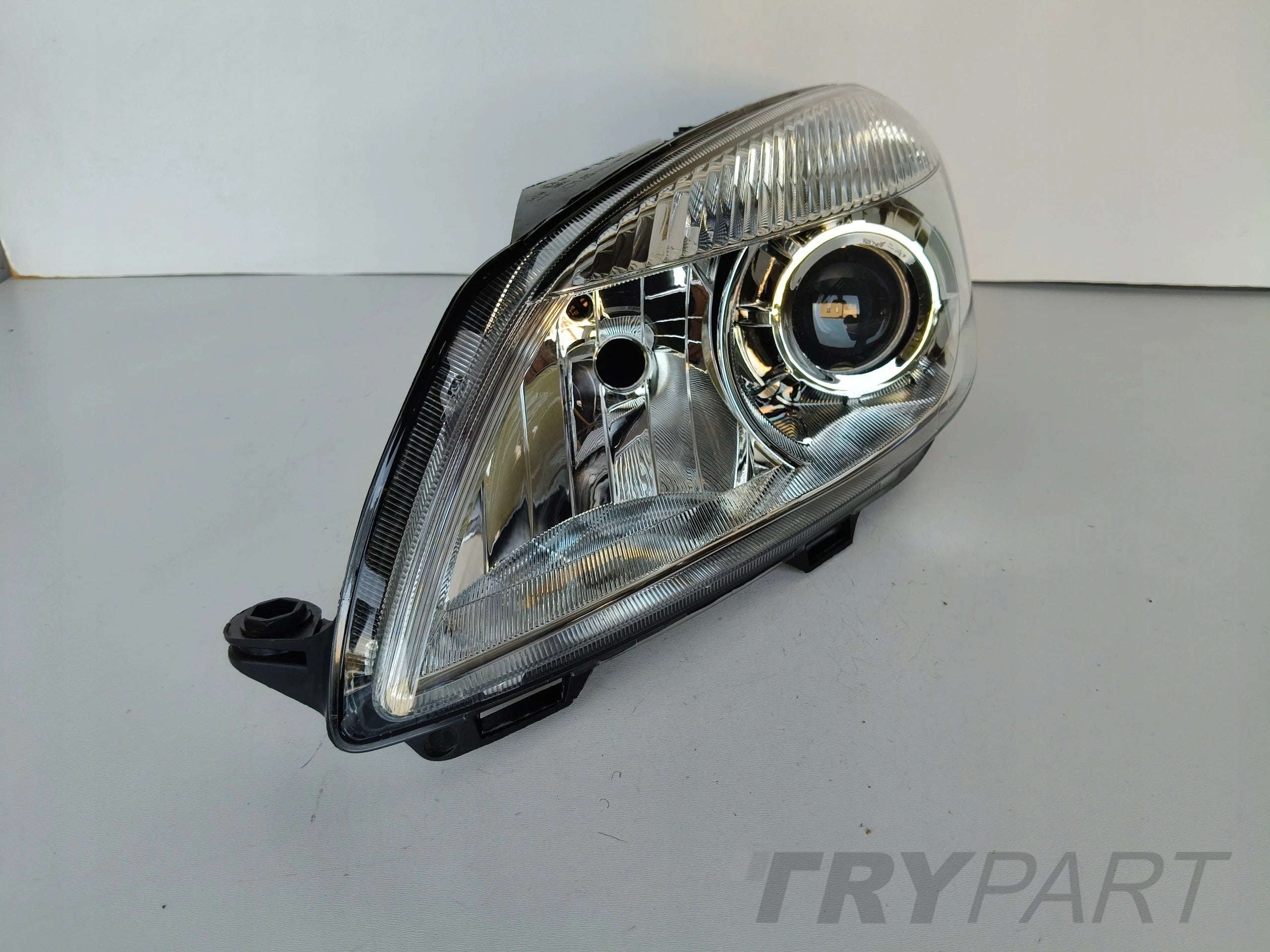 LEFT HEADLIGHT LAMP SKODA FABIA II 5J 5J0 10- LIFT ROOMSTER TYC