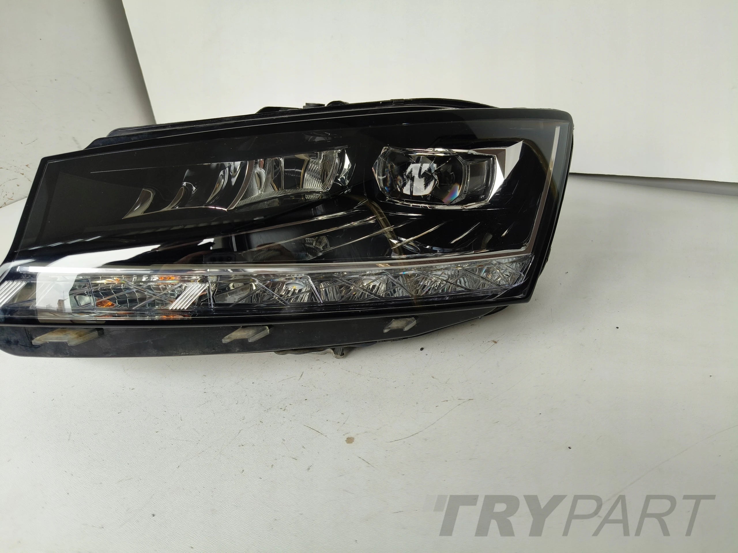 LEFT HEADLIGHT LAMP SKODA FABIA III 3 6V 6V0 18- LIFT FULL LED