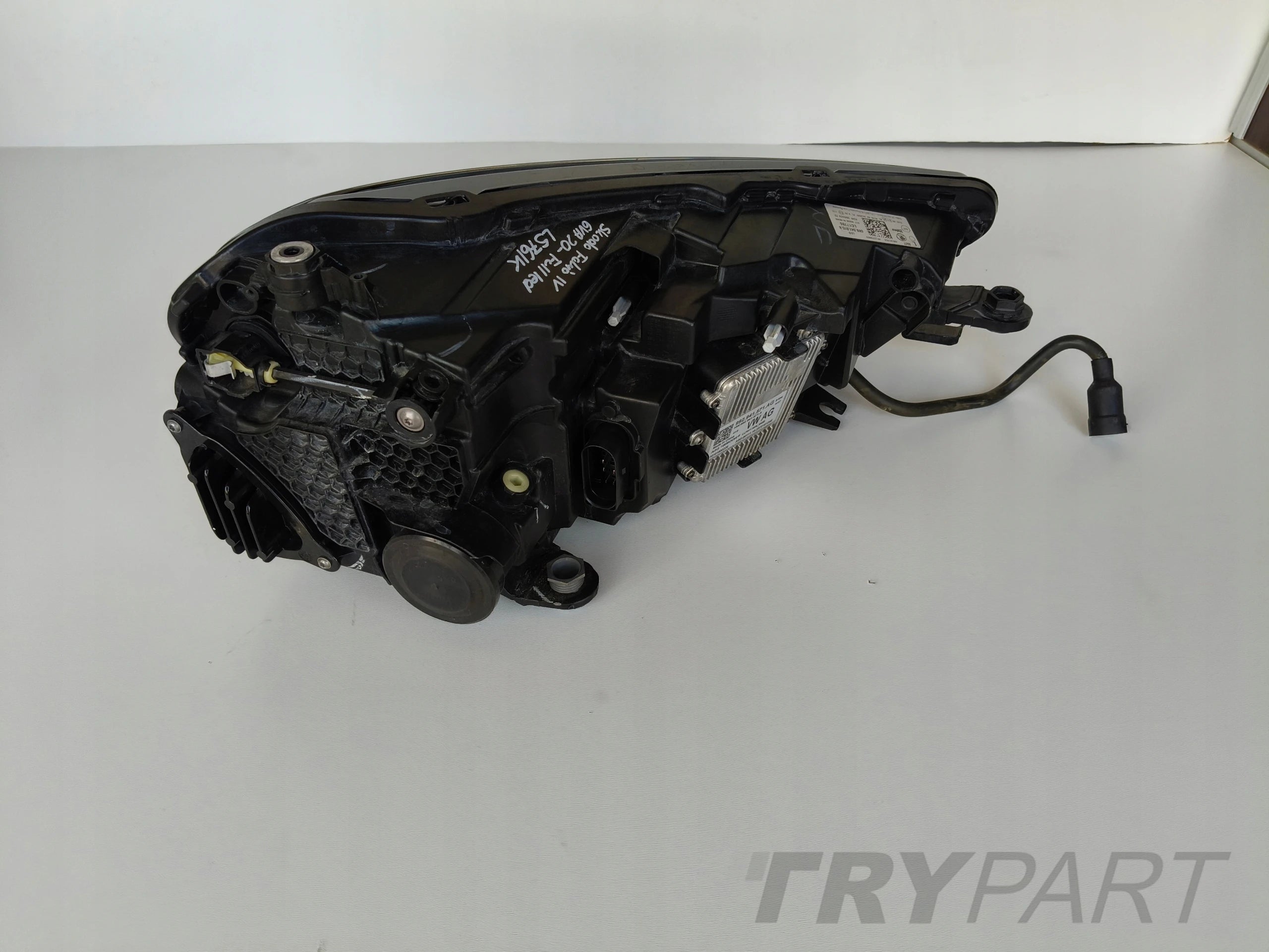 LEFT HEADLIGHT LAMP SKODA FABIA IV 4 6VA 20- FULL LED