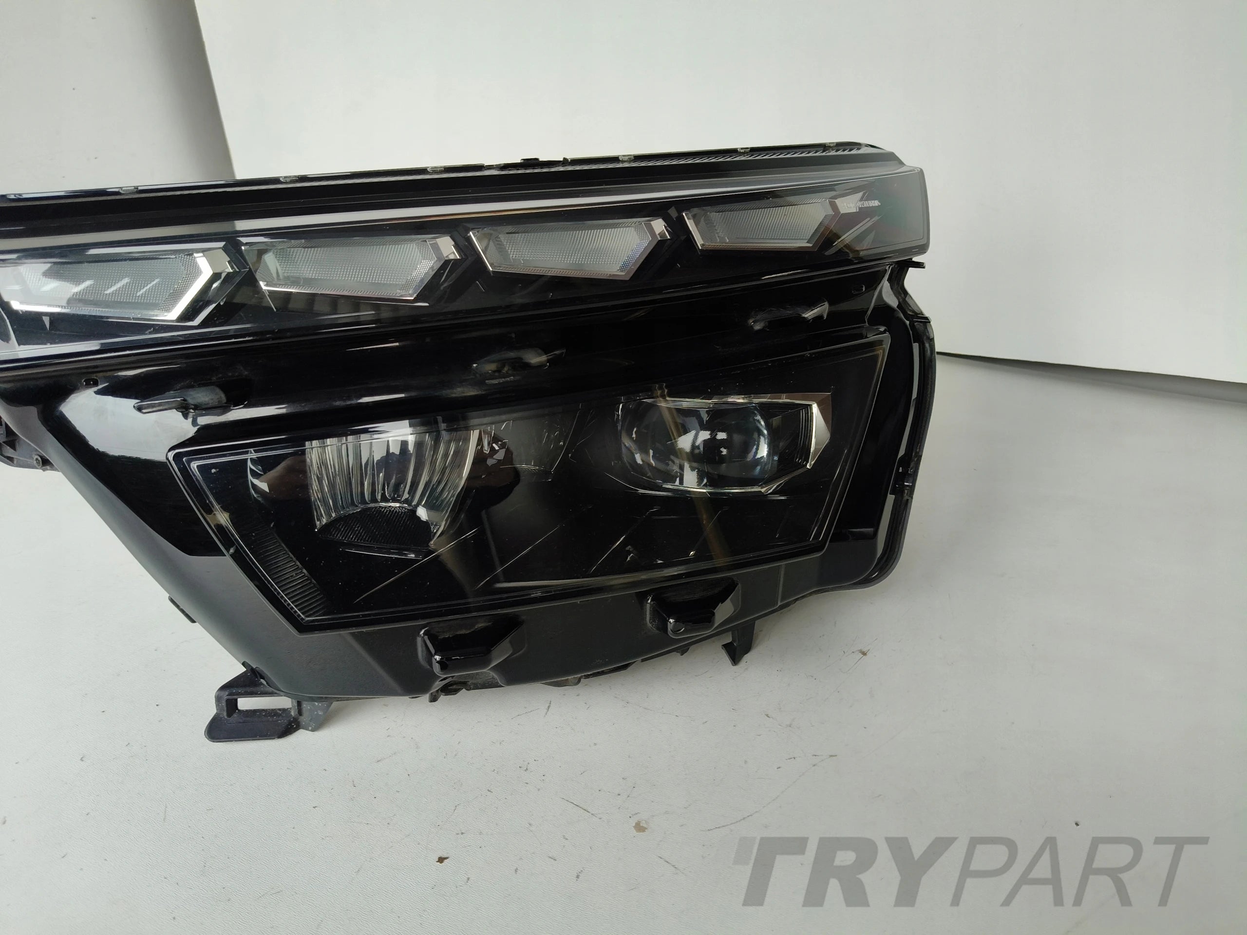 LEFT HEADLIGHT LAMP SKODA KAMIQ 658 18- FULL LED
