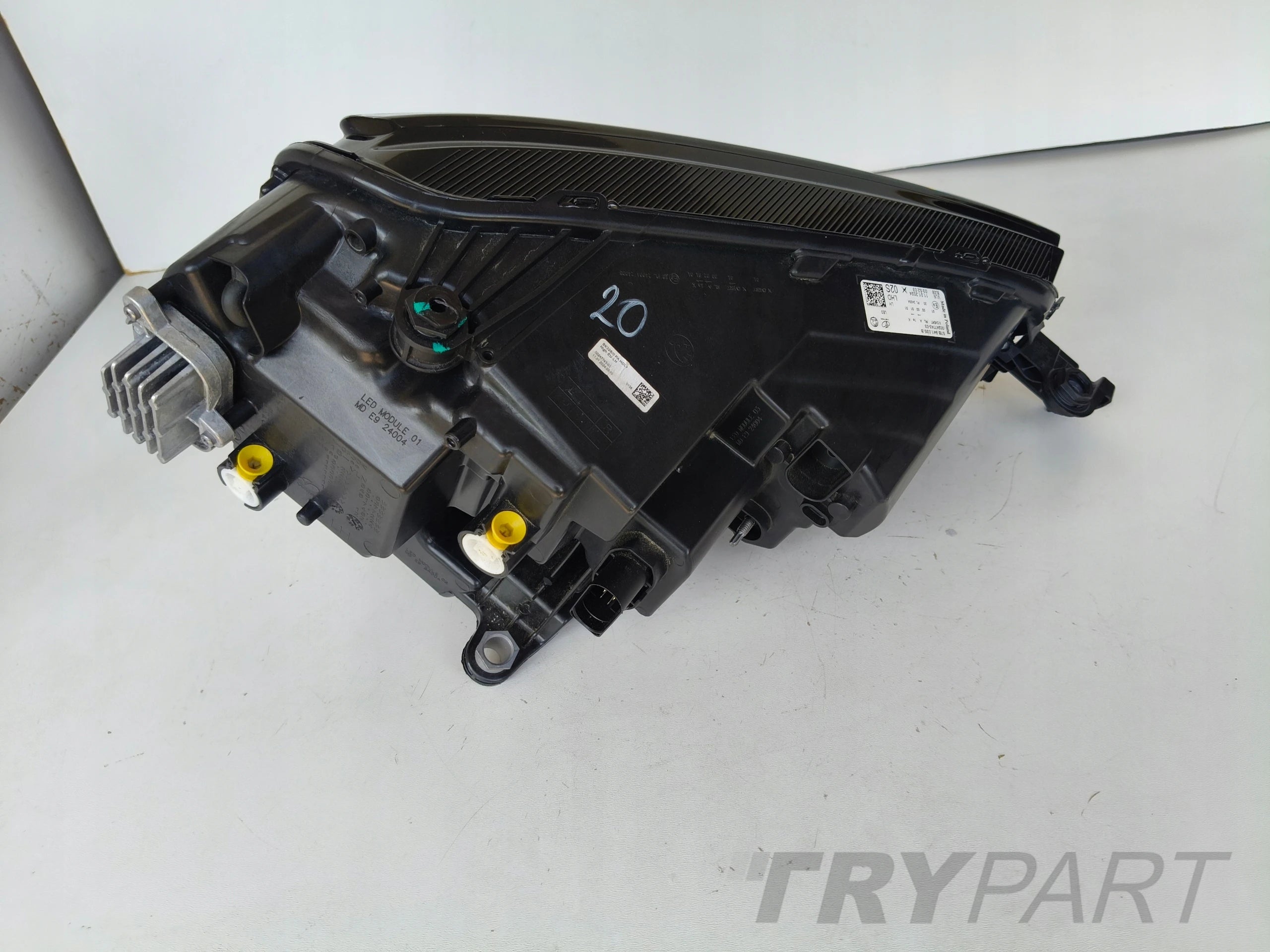 LEFT HEADLIGHT LAMP SKODA KAROQ 57A 21- LIFT FULL LED
