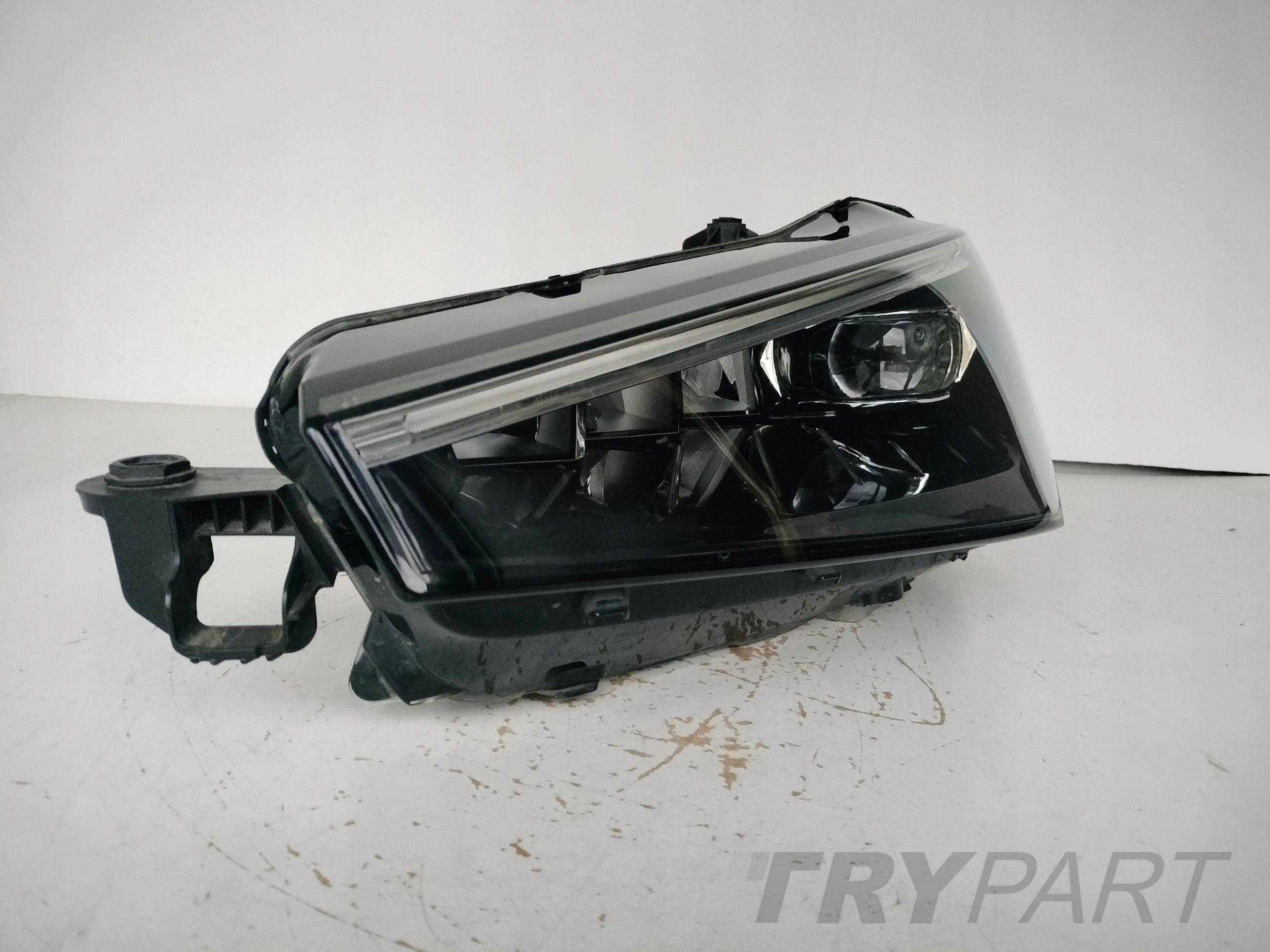 LEFT HEADLIGHT LAMP SKODA SCALA 18- FULL LED