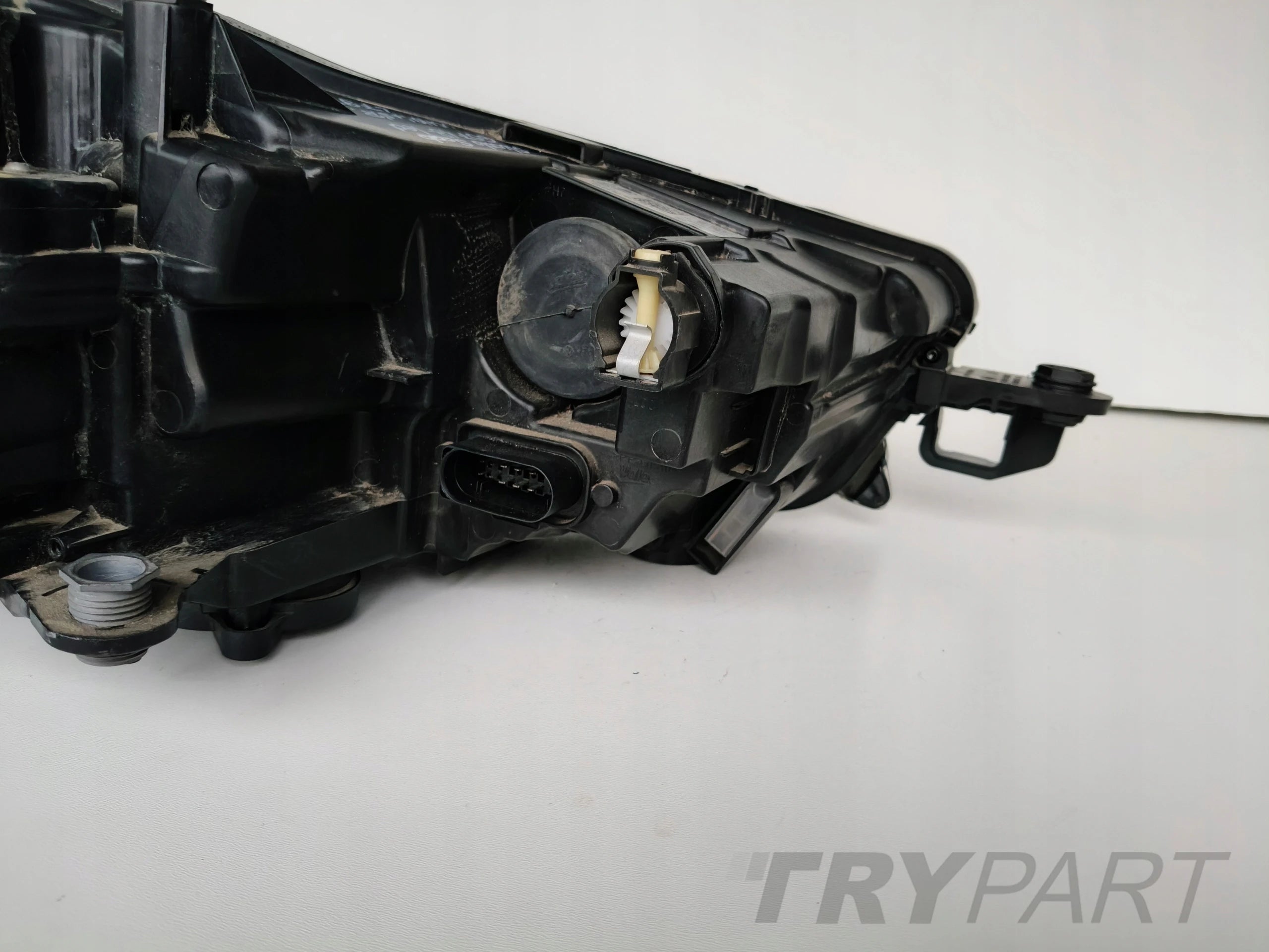 LEFT HEADLIGHT LAMP SKODA SCALA 657 18- LED
