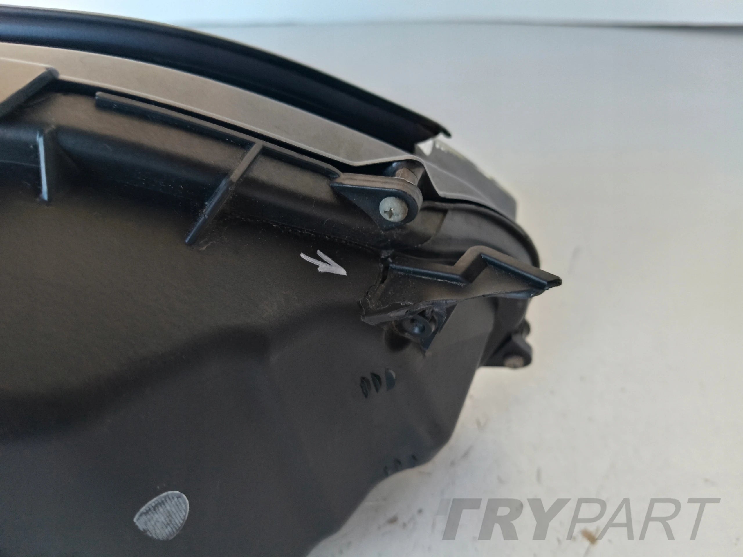 LEFT HEADLIGHT LAMP SUBARU OUTBACK 03-