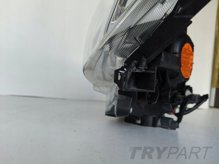 LEFT HEADLIGHT LAMP SUBARU XV 11- XENON