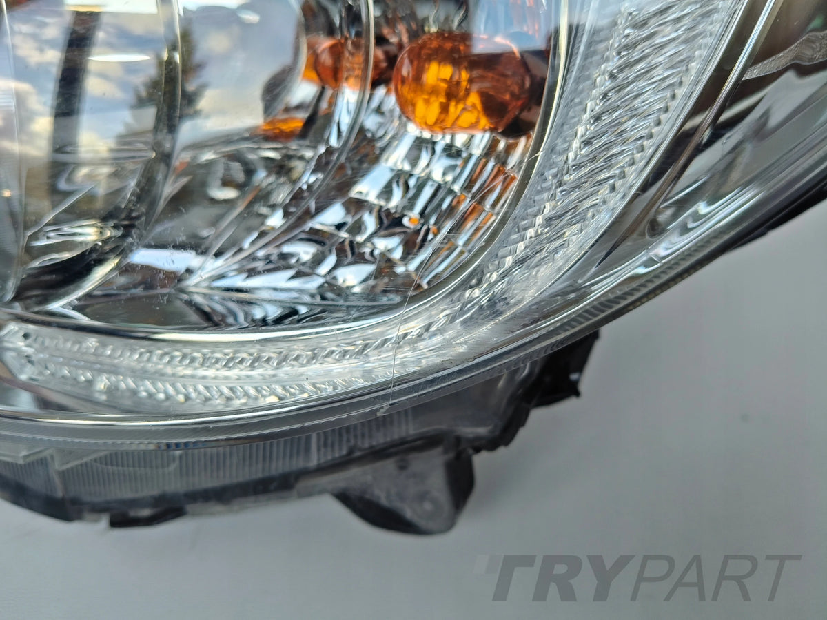 LEFT HEADLIGHT LAMP SUBARU XV 11-