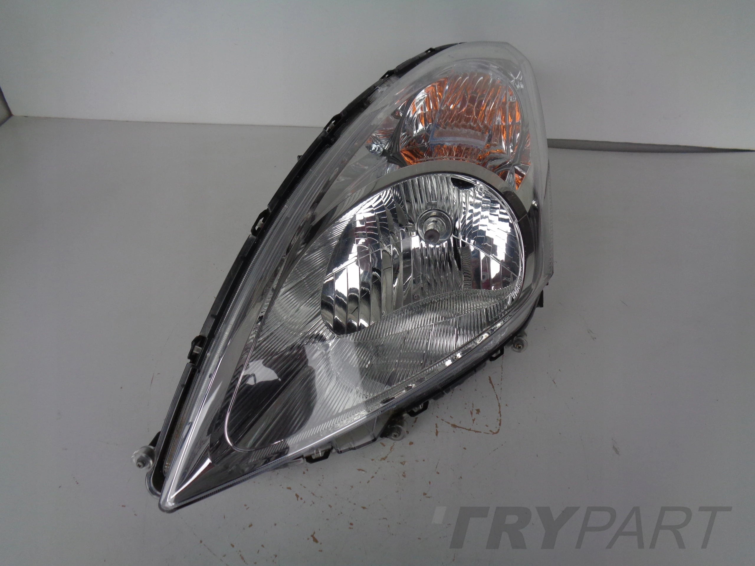 LEFT HEADLIGHT LAMP SUZUKI SWIFT MK7 10-