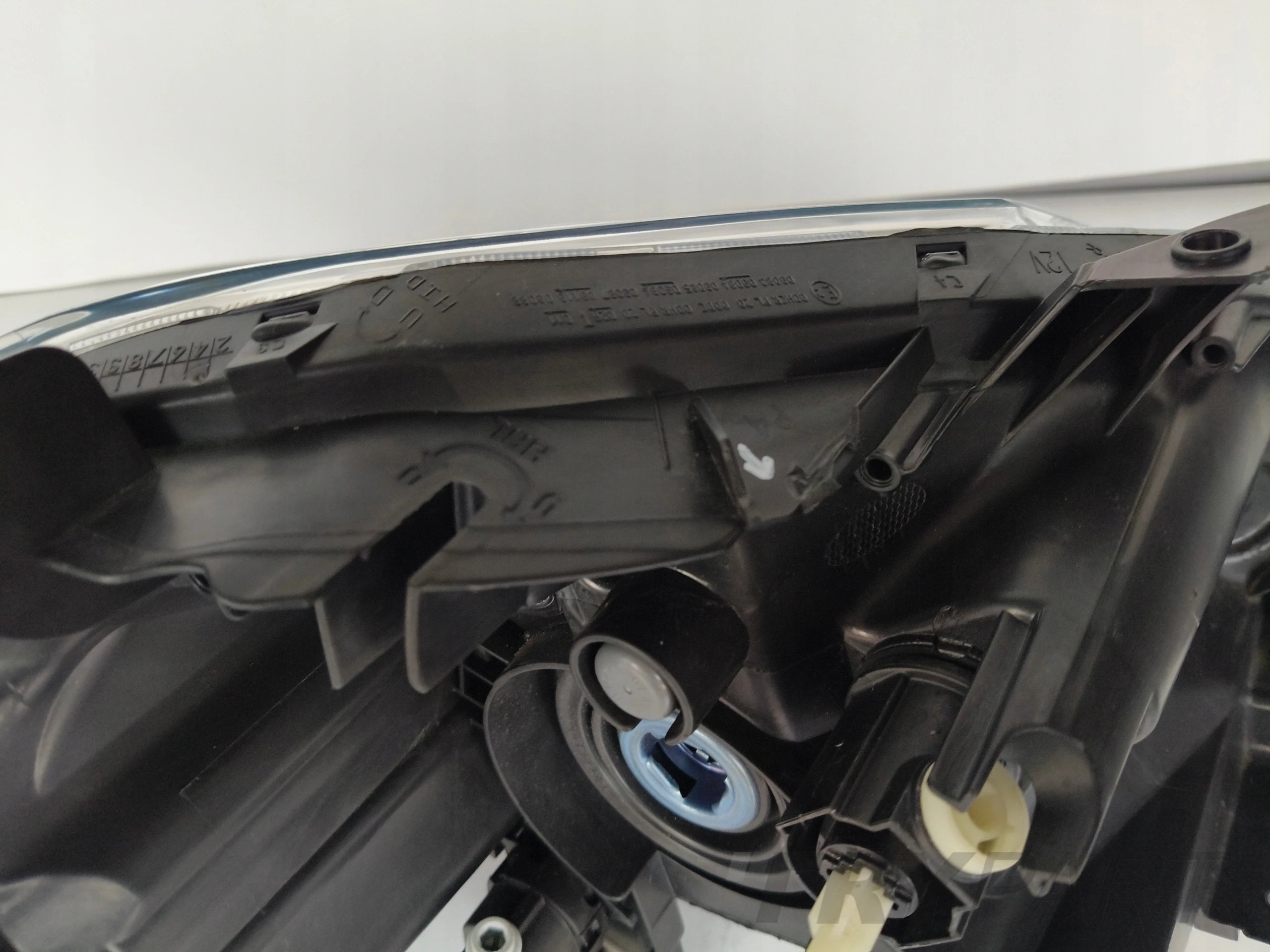 LEFT HEADLIGHT LAMP TOYOTA AURIS 10-12 LIFT