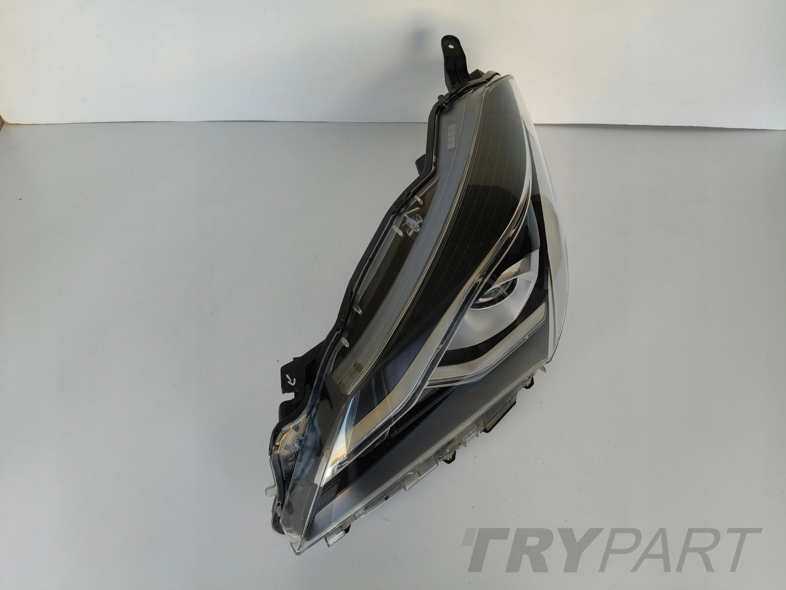 LEFT HEADLIGHT LAMP TOYOTA YARIS III 17- FACELIFT LED