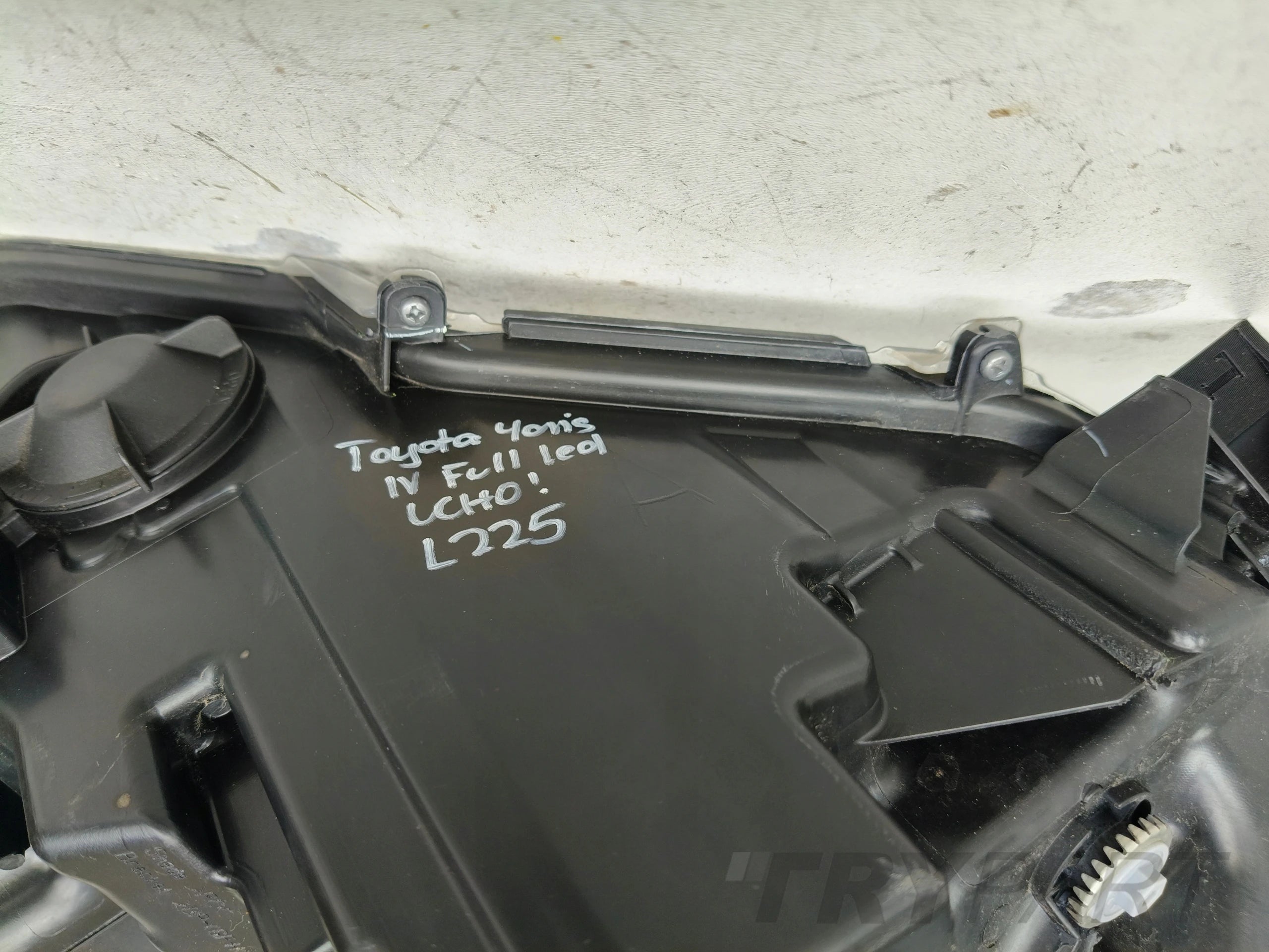 LEFT HEADLIGHT LAMP TOYOTA YARIS IV 20- FULL LED MAZDA 2 24-