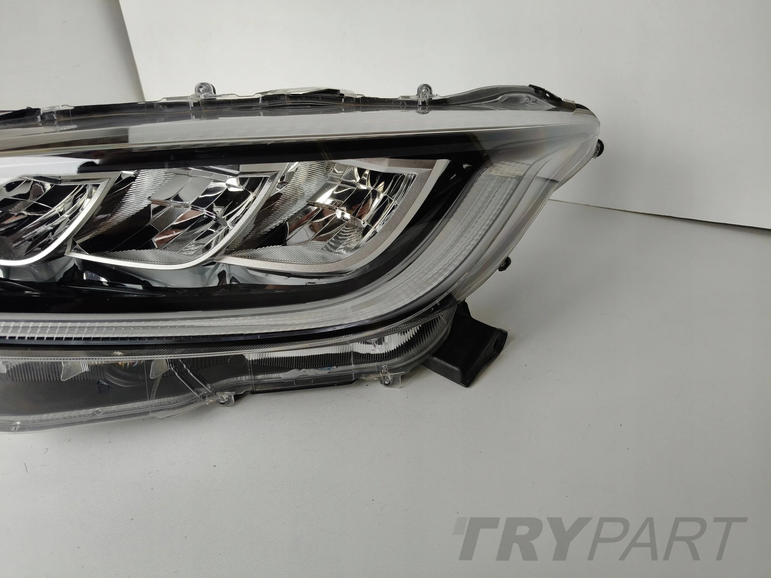 LEFT HEADLIGHT LAMP TOYOTA YARIS IV 20- FULL LED