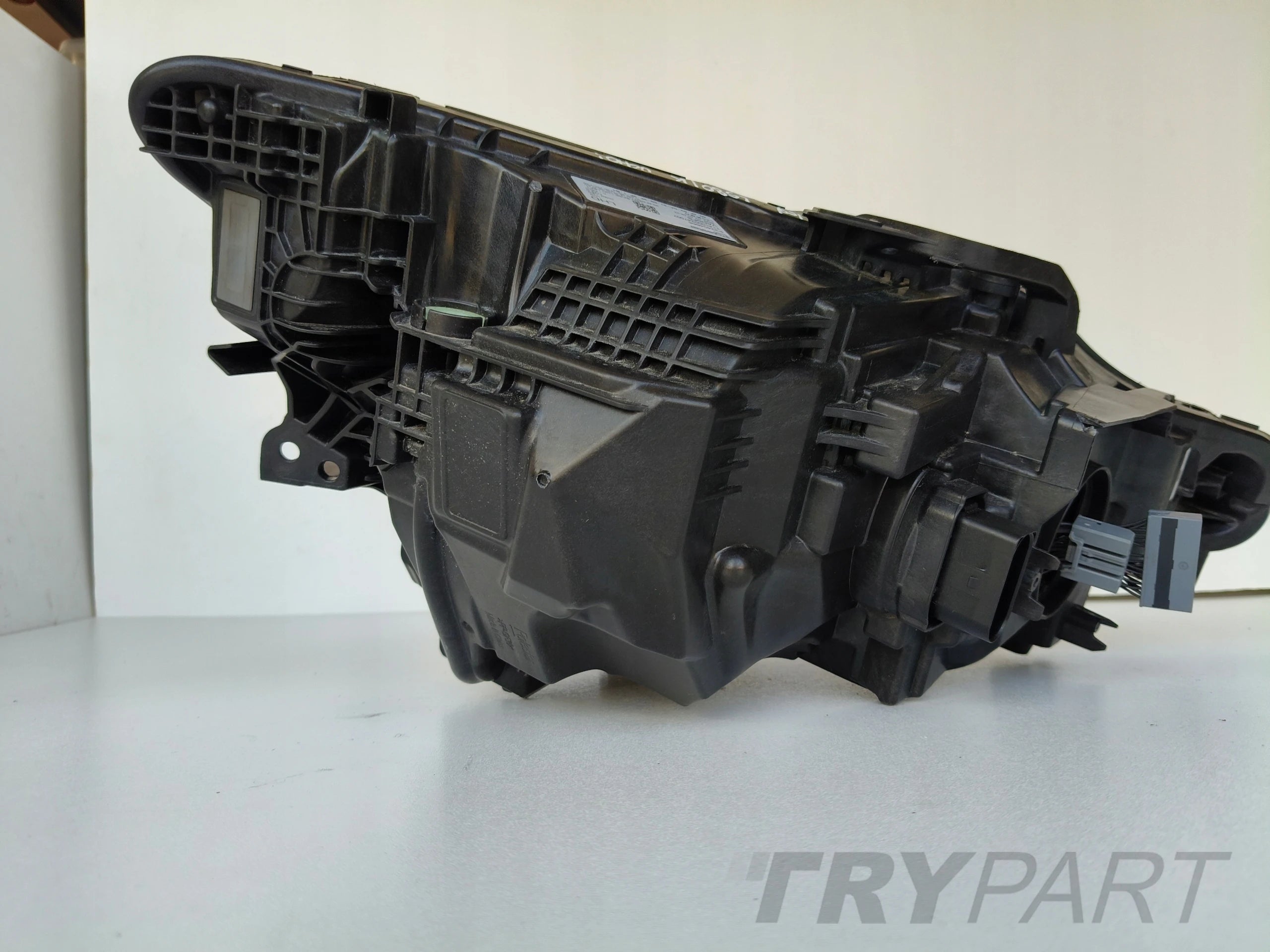 LEFT HEADLIGHT LAMP VOLVO POLESTAR 2 21- FULL LED