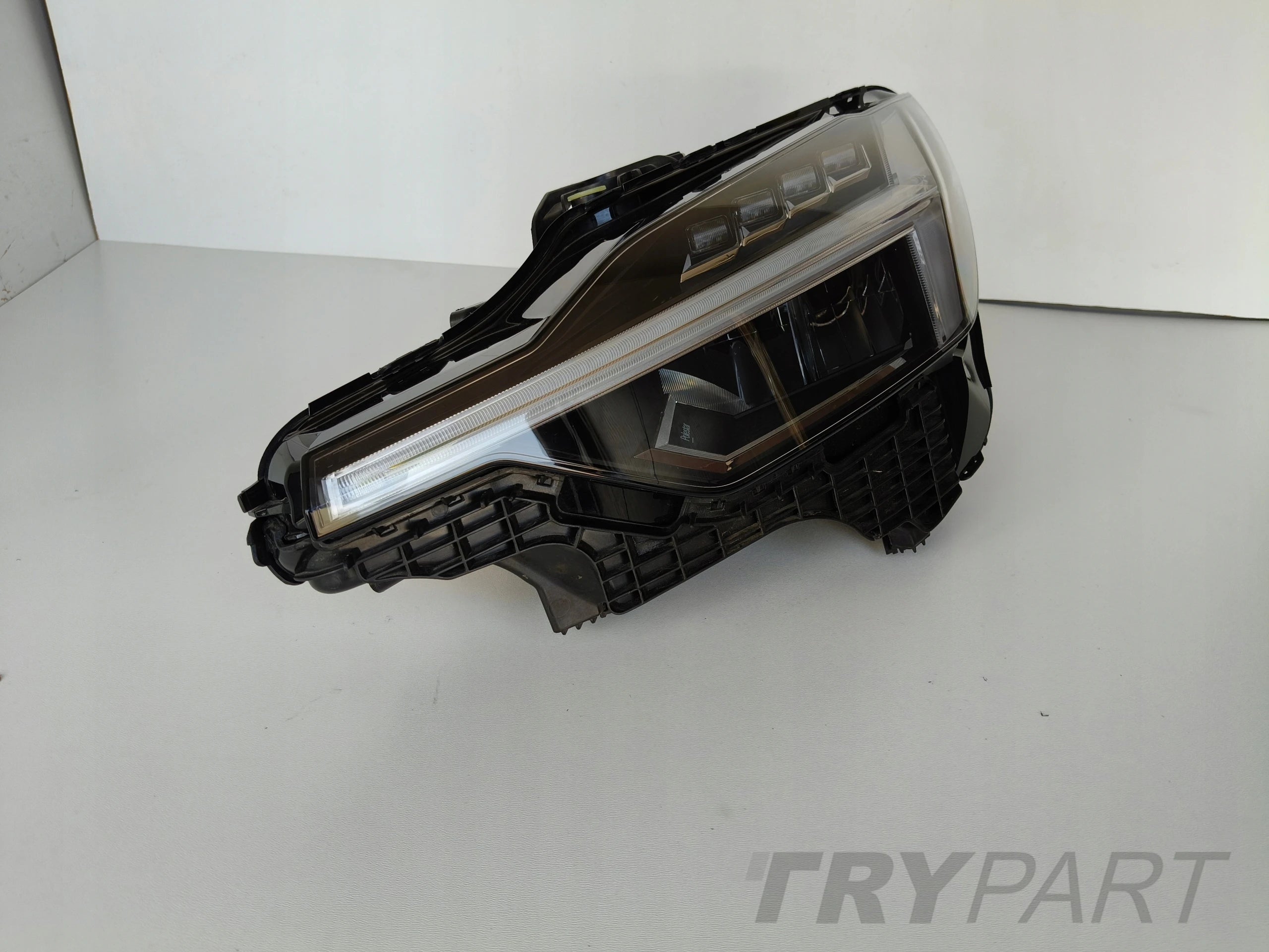 LEFT HEADLIGHT LAMP VOLVO POLESTAR 2 21- FULL LED