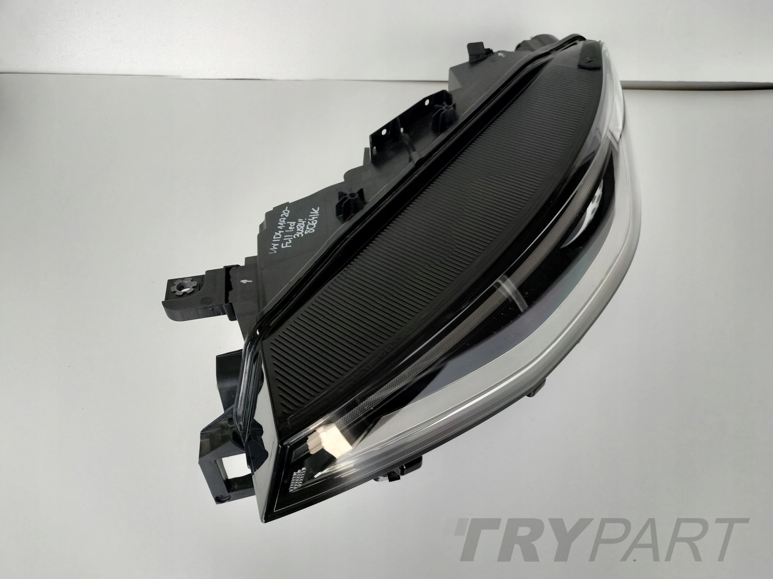 LEFT HEADLIGHT LAMP VW ID4 11A 20- FULL LED