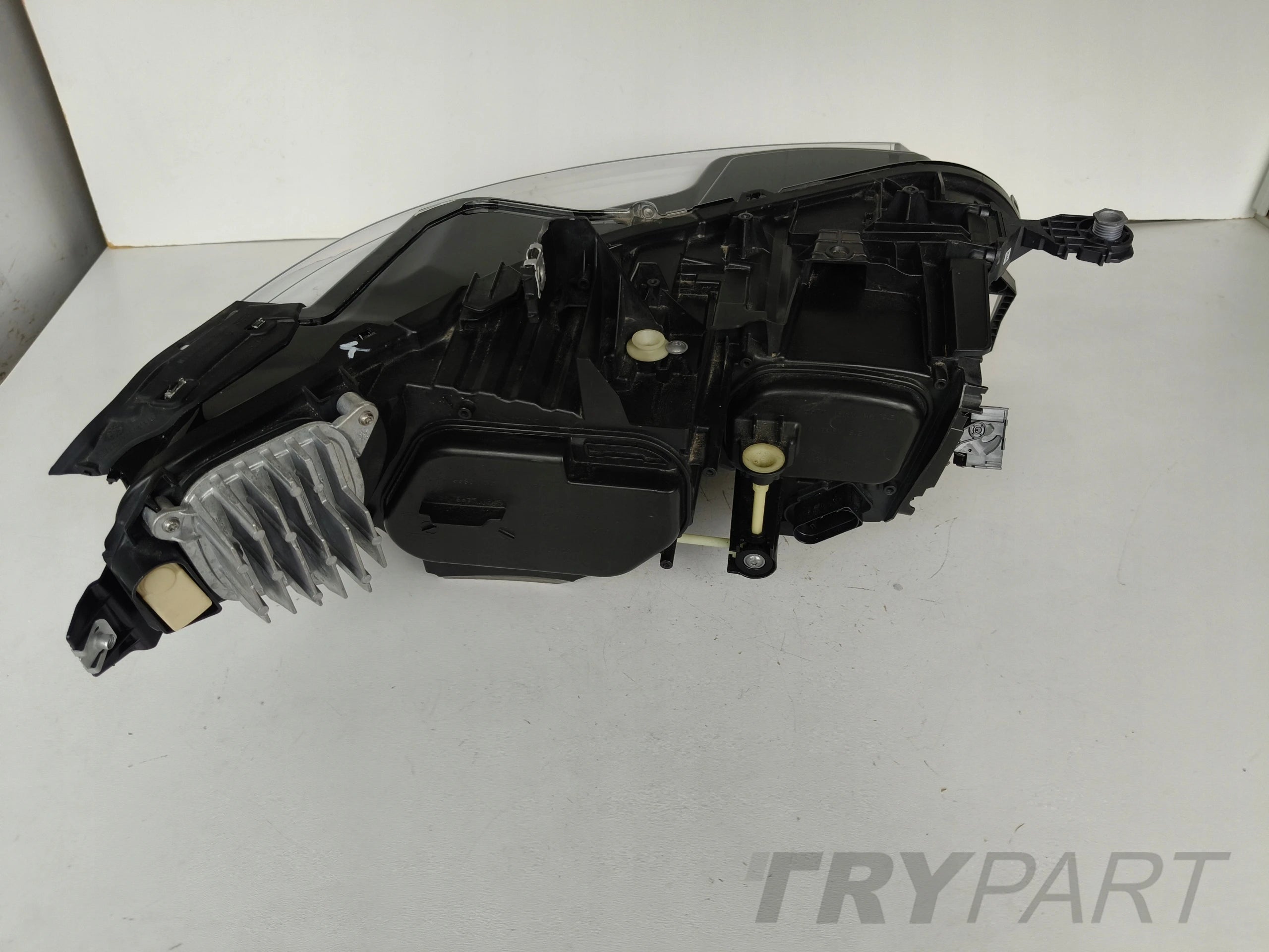 LEFT HEADLIGHT LAMP VW ID7 14A FULL LED IQ LIGHT