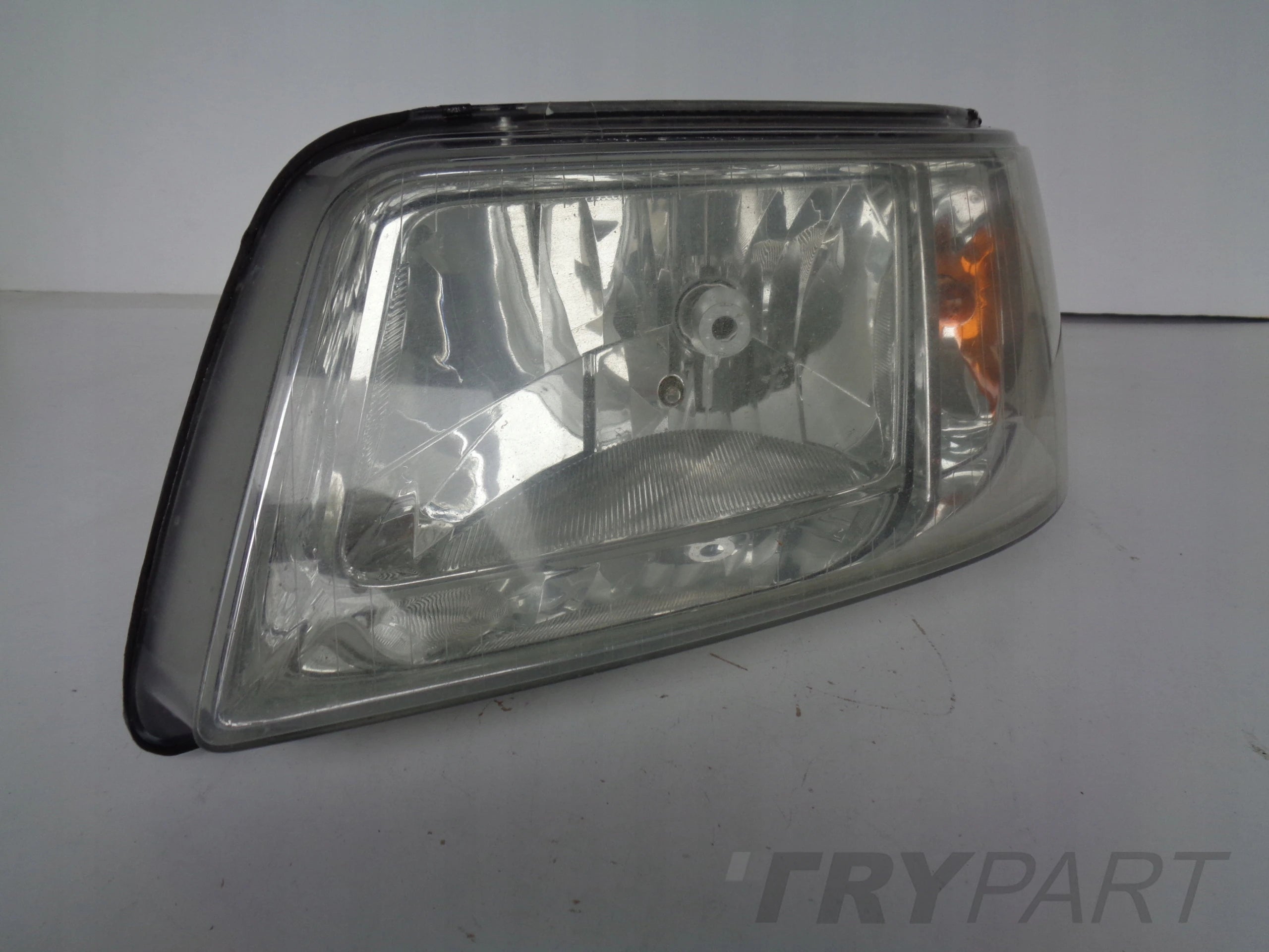 LEFT HEADLIGHT LAMP VW T5 7H 7H0 03-09